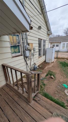 405 W Elm Street Olney TX 76374