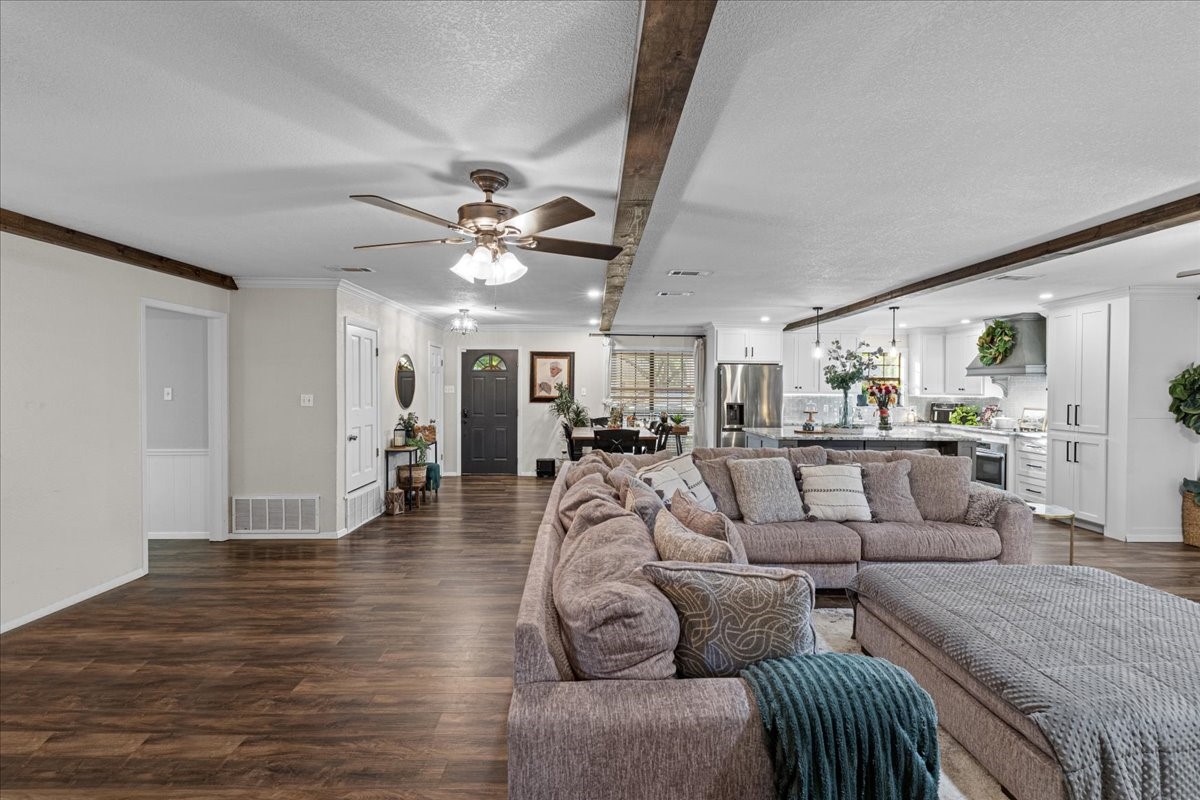 805 Imperial Lane Corsicana TX 75110