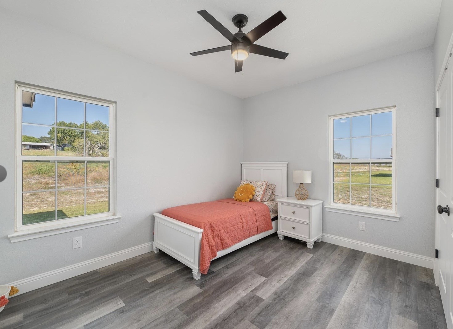 1013 Don Eve Court Azle TX 76020