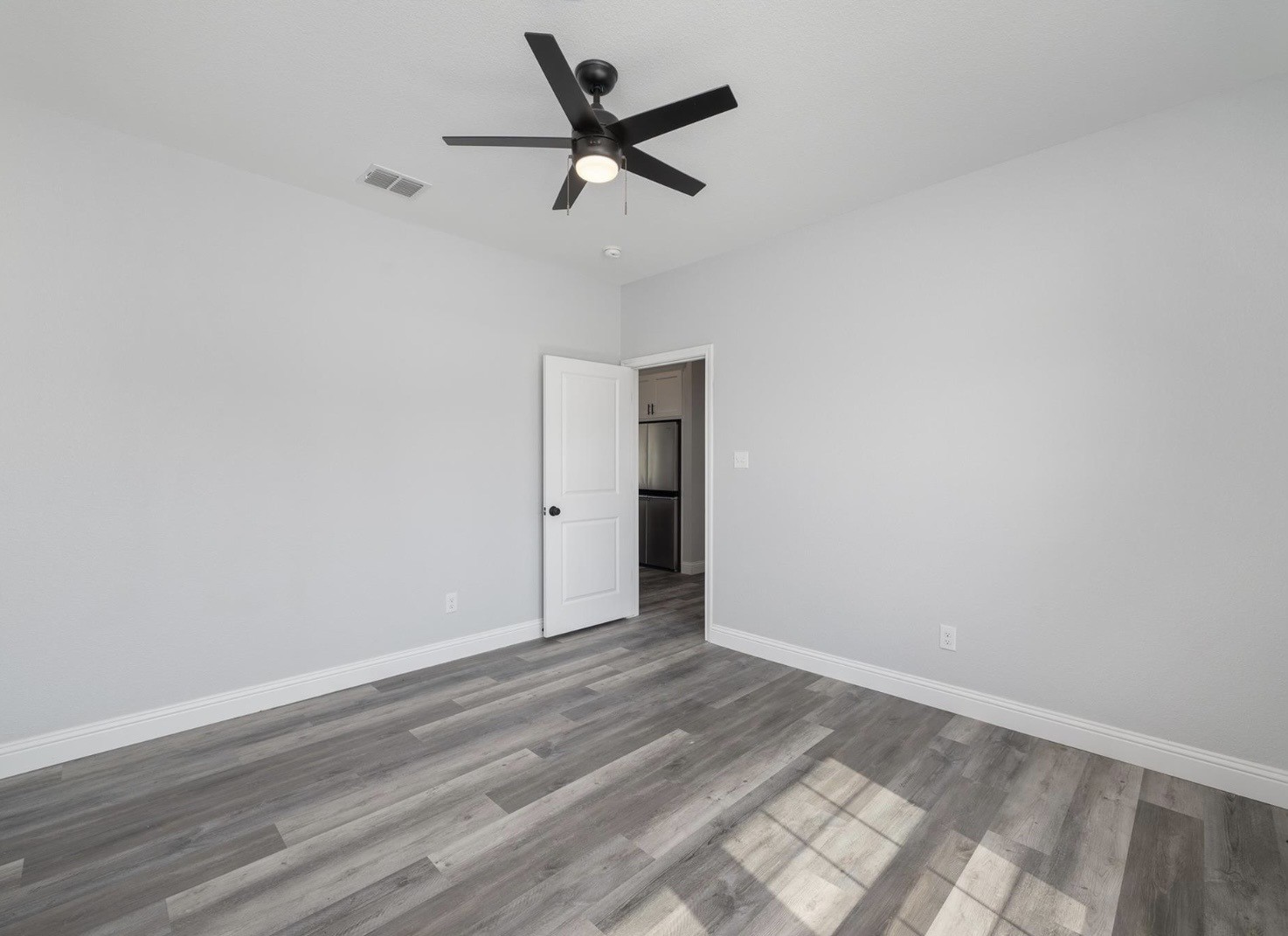 1013 Don Eve Court Azle TX 76020