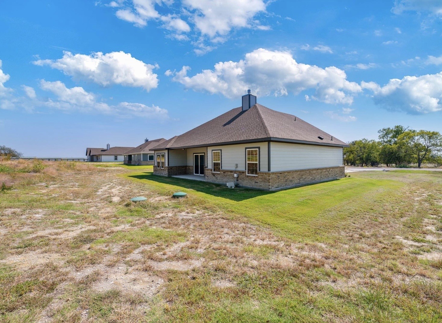 1013 Don Eve Court Azle TX 76020