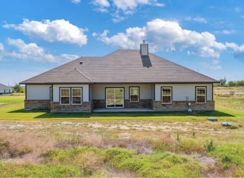 1013 Don Eve Court Azle TX 76020
