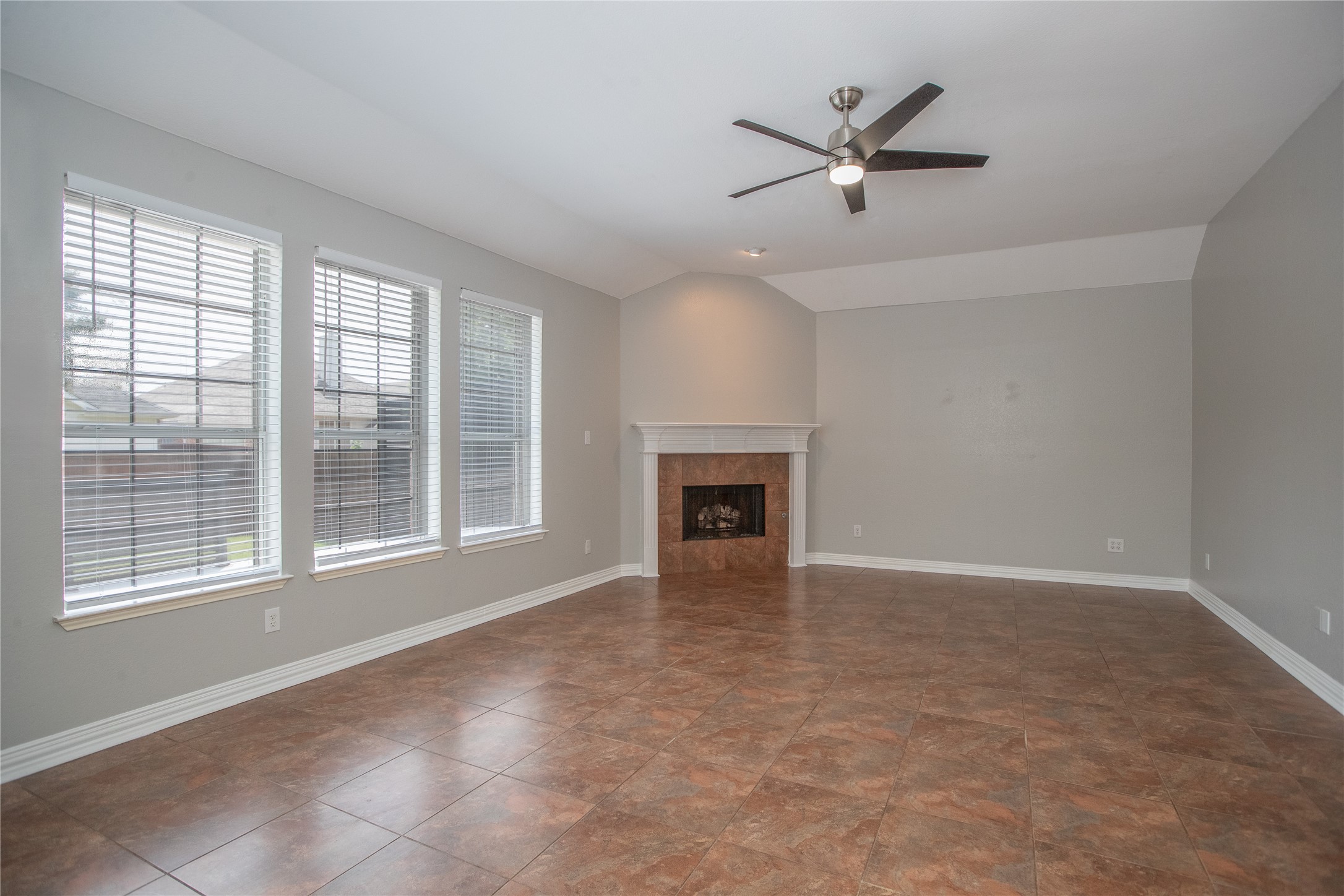 6122 Fieldcrest Lane Sachse TX 75048