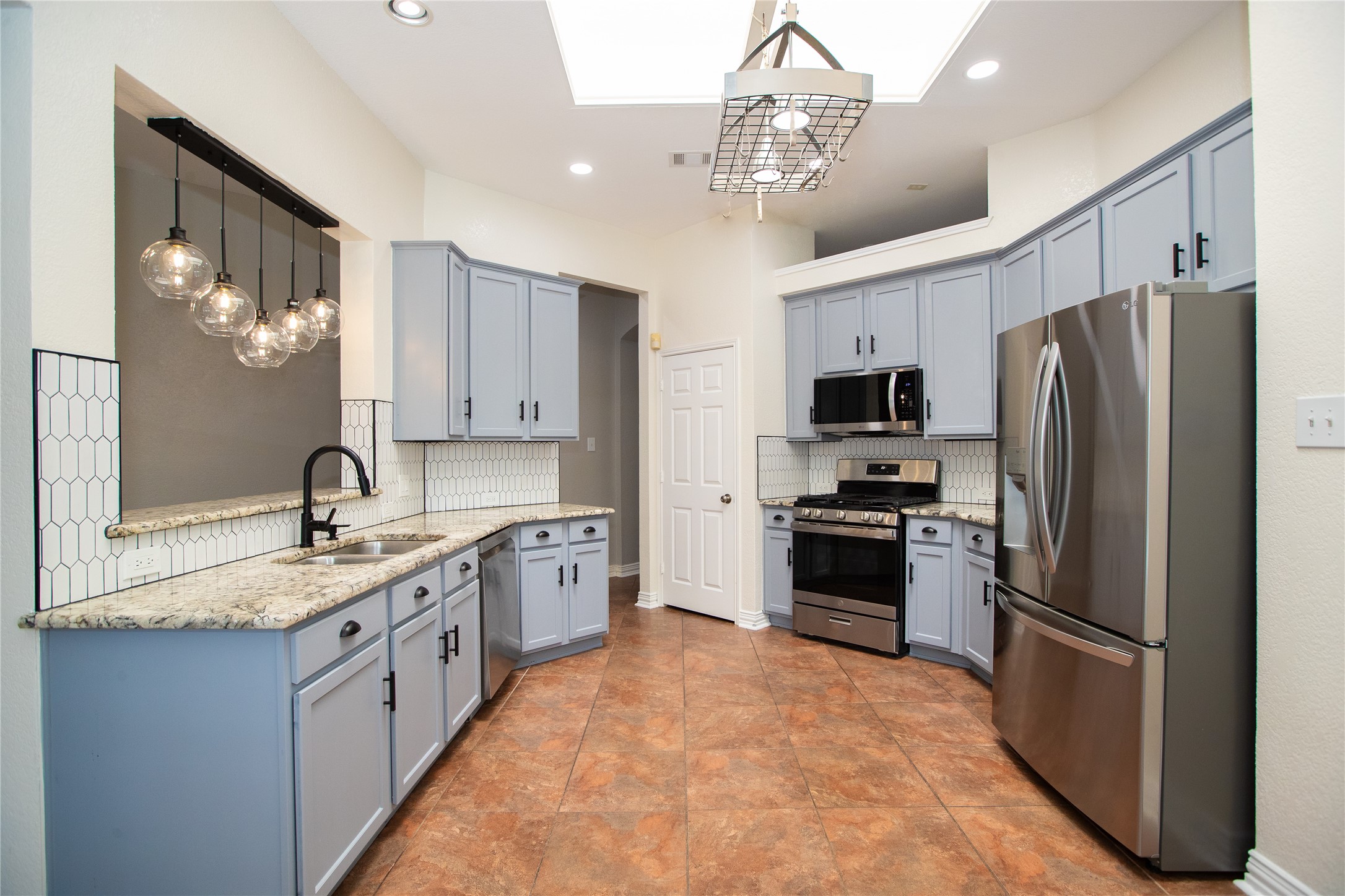 6122 Fieldcrest Lane Sachse TX 75048