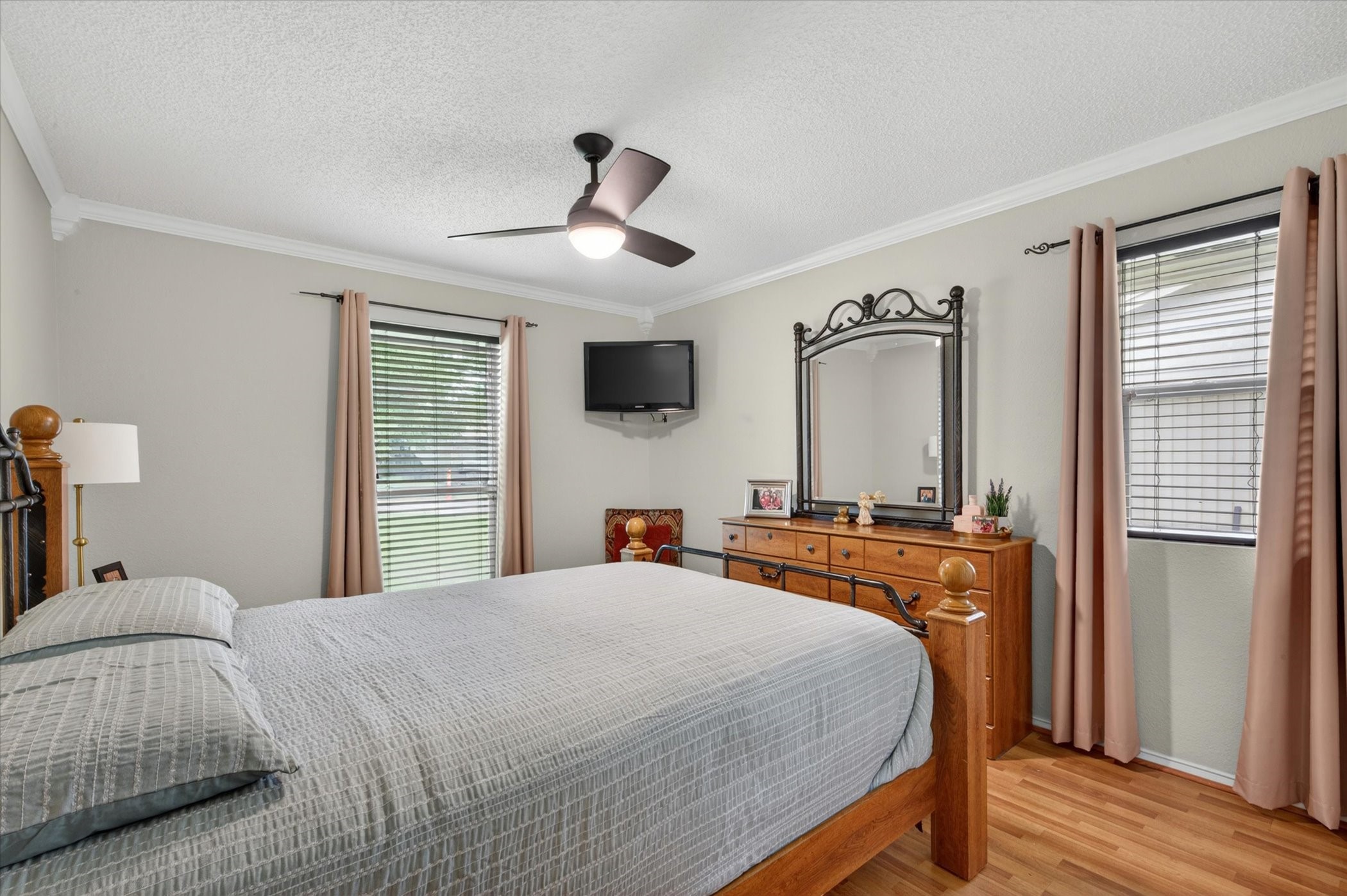 527 Falling Leaves Drive Duncanville TX 75116