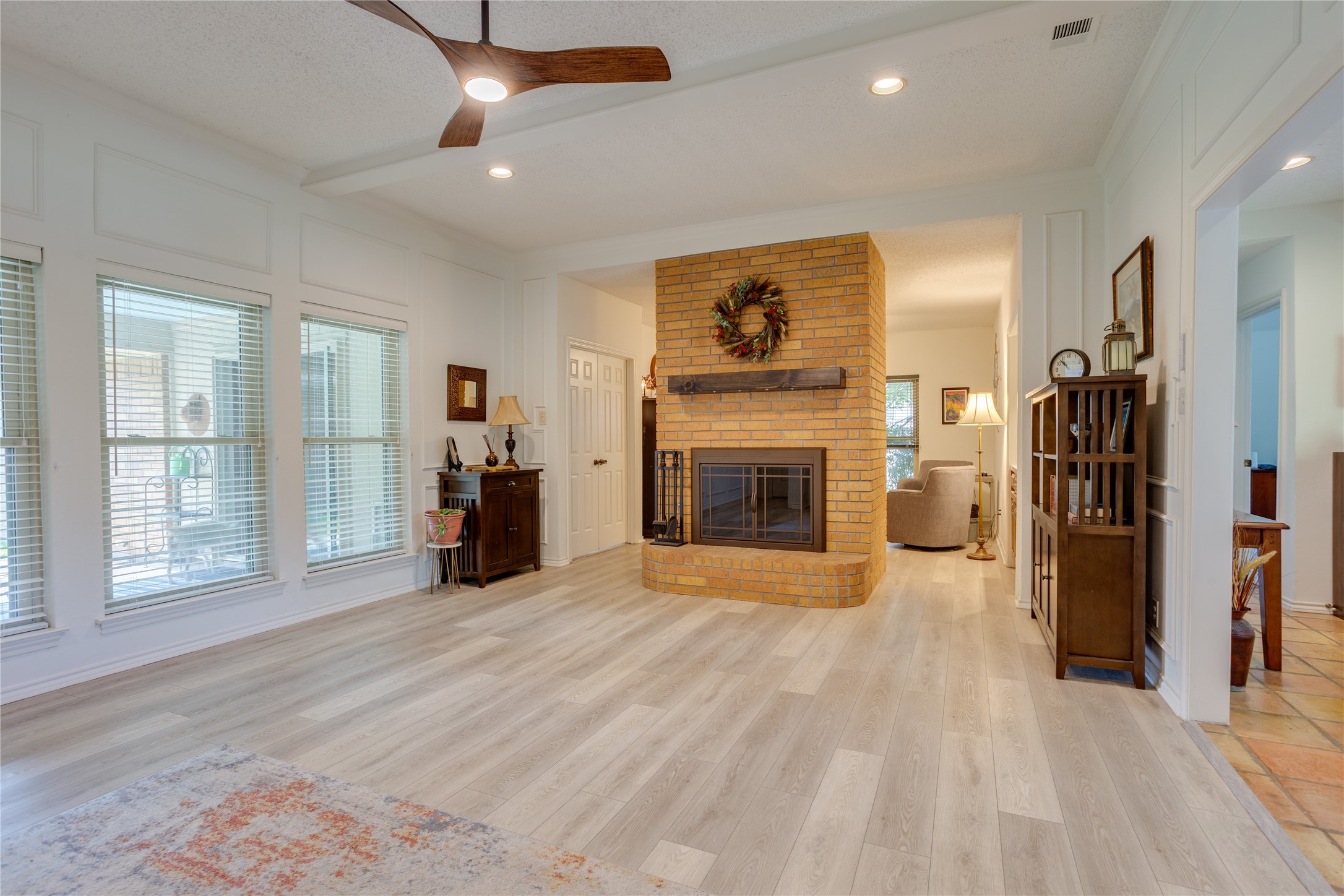 4322 Waycross Drive Arlington TX 76016