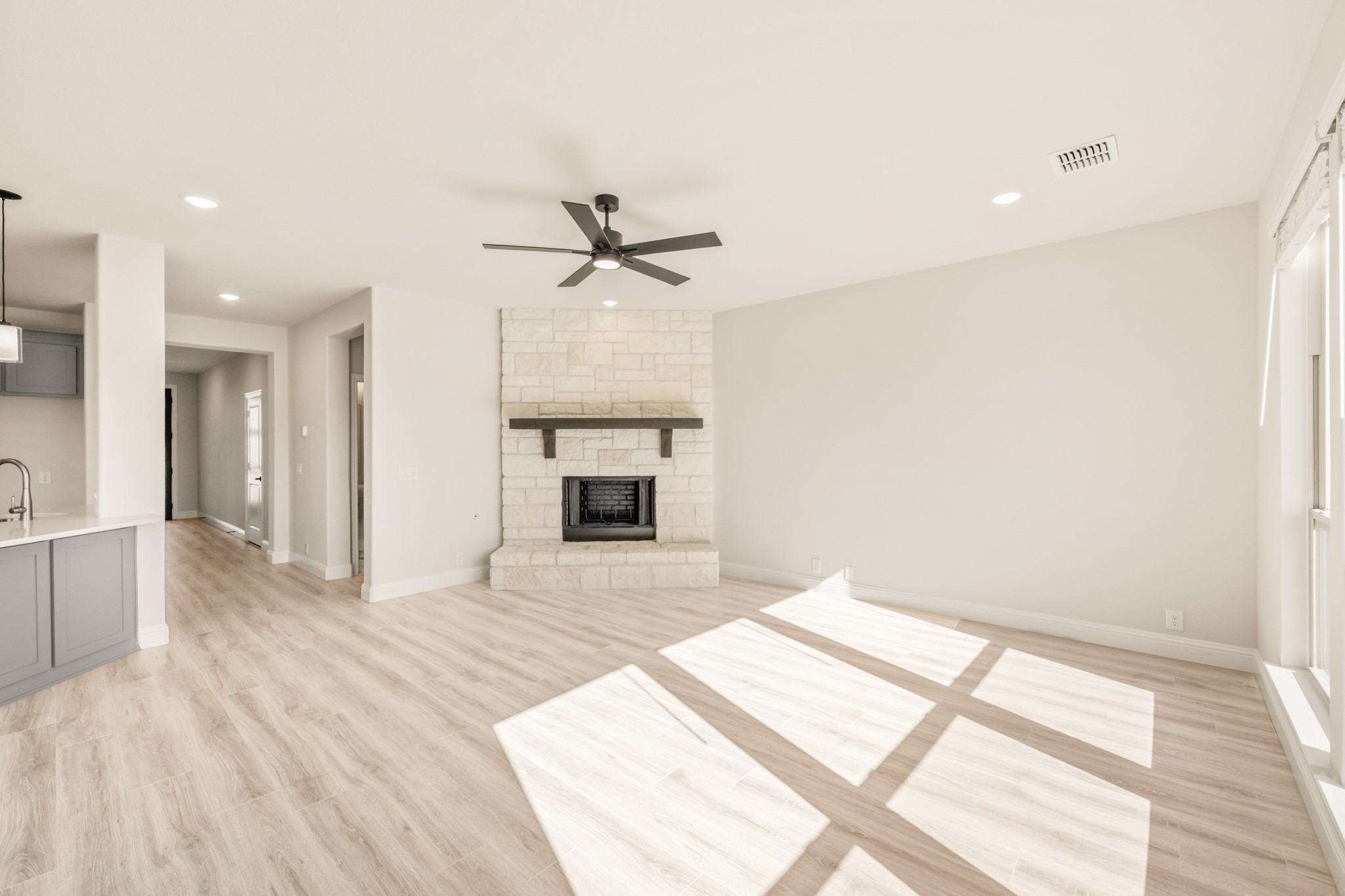 7720 Oakmeade Street Joshua TX 76058