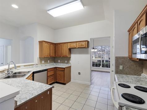 704 Darlington Trail Fort Worth TX 76131