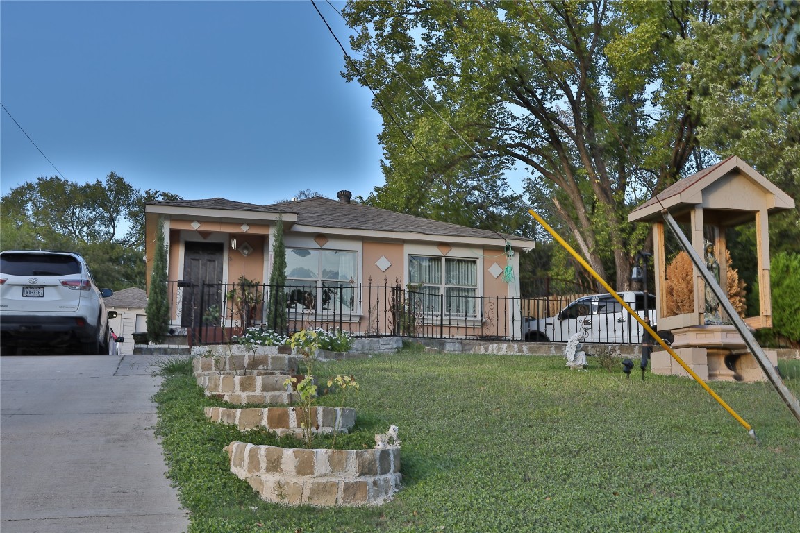 6421 Scyene Road Dallas TX 75227