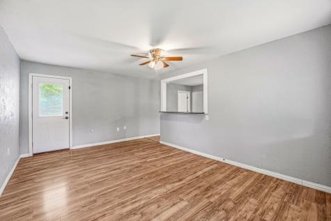 685 S First Avenue Stephenville TX 76401