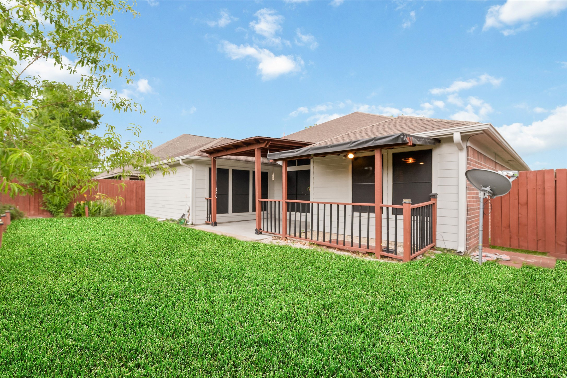923 N Sky Drive Houston TX 77073