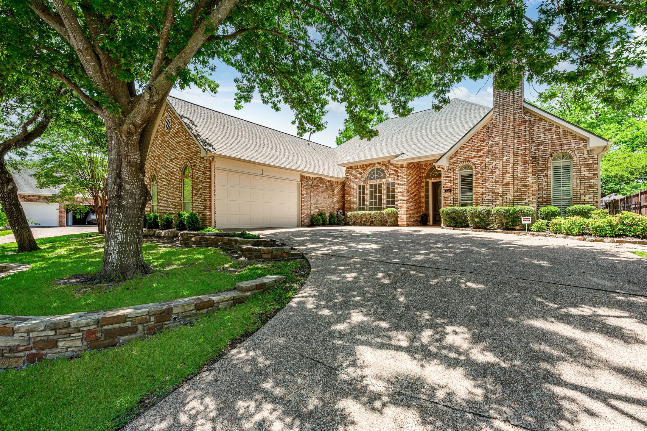 934 Hills Creek Drive Mckinney TX 75072