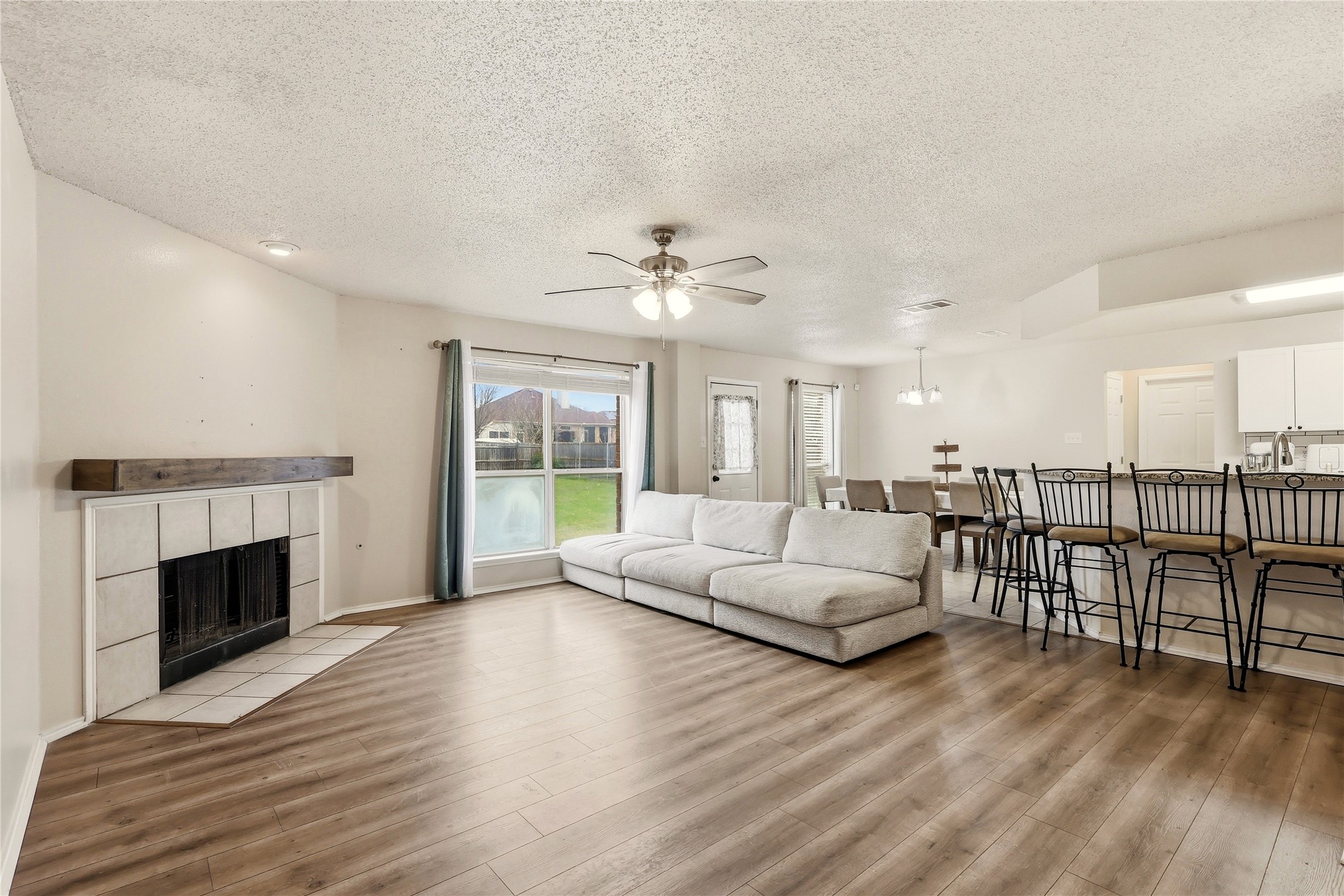 201 Jacob Drive Glenn Heights TX 75154