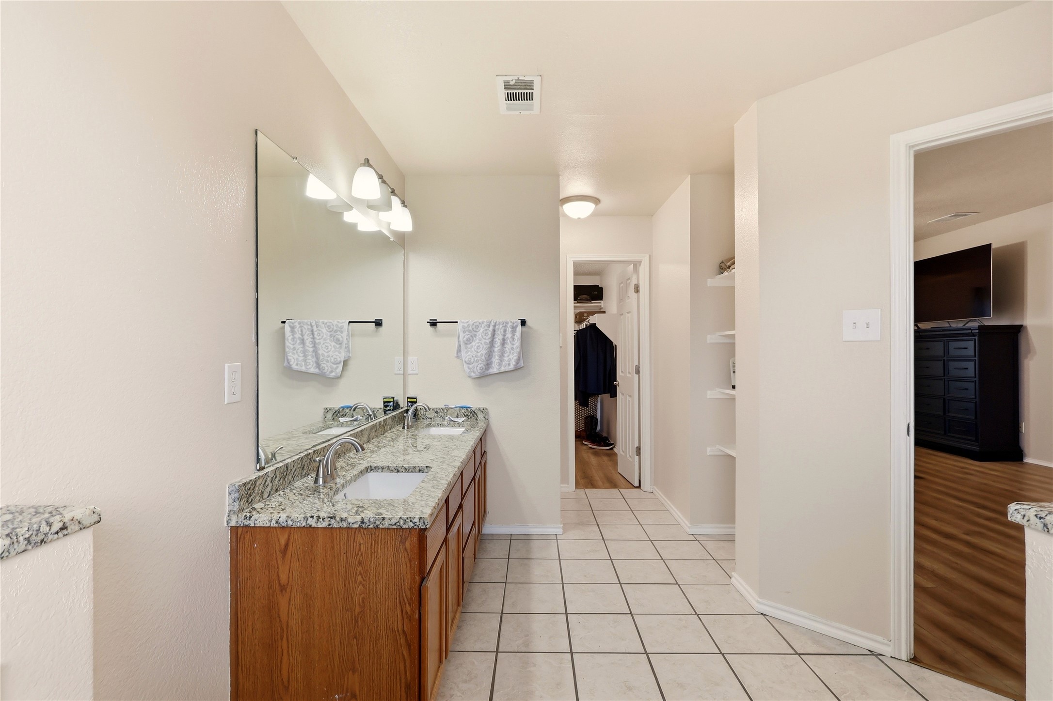 201 Jacob Drive Glenn Heights TX 75154