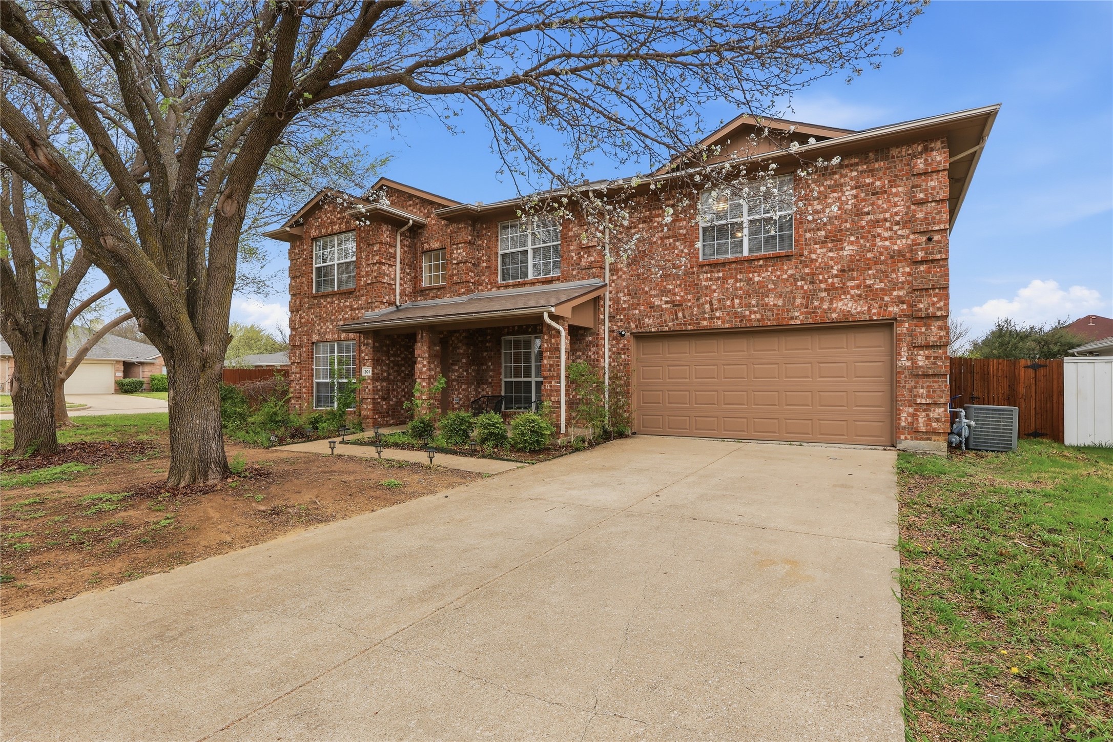 201 Jacob Drive Glenn Heights TX 75154