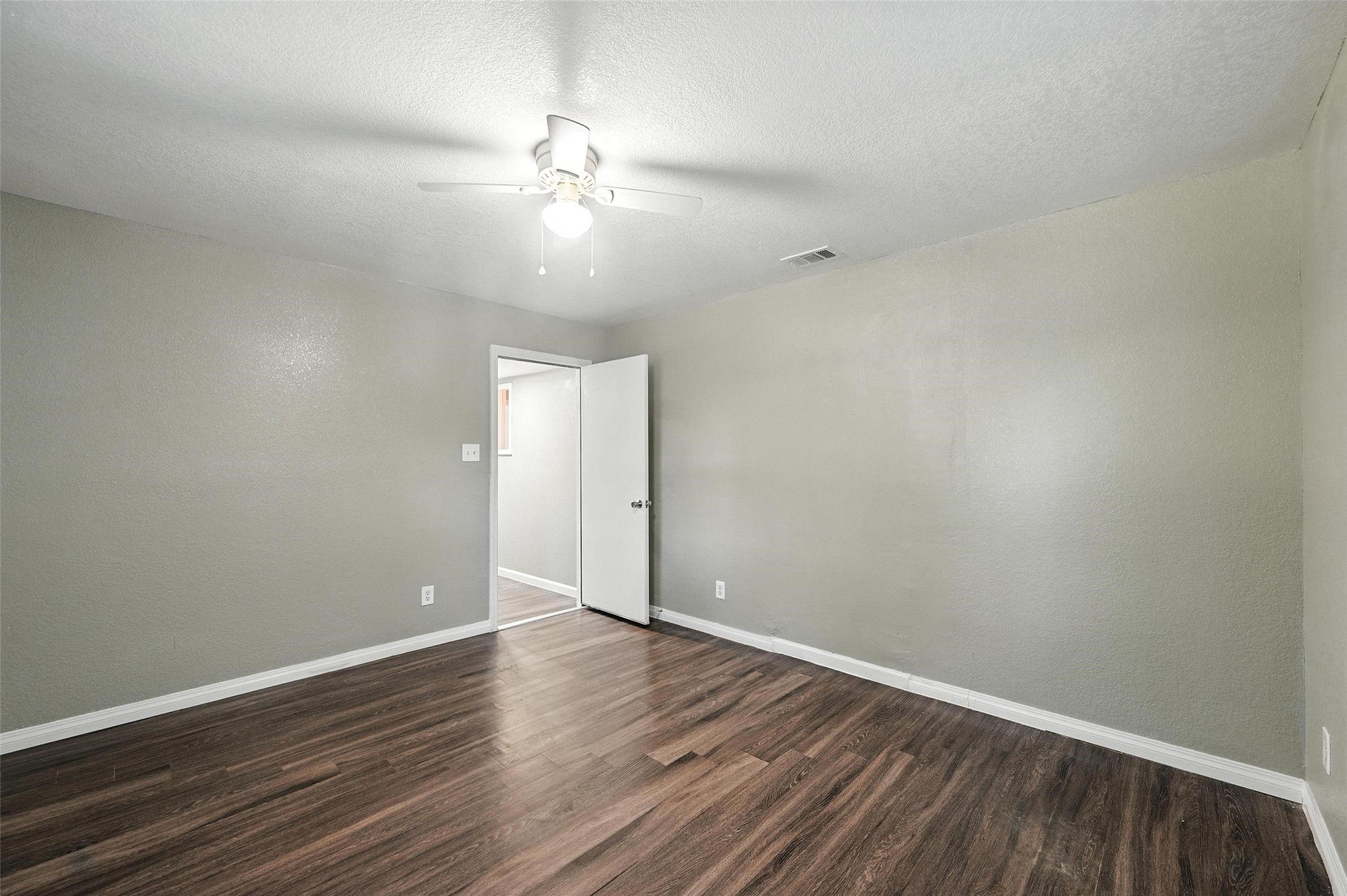 3465 Kellogg Avenue Dallas TX 75216