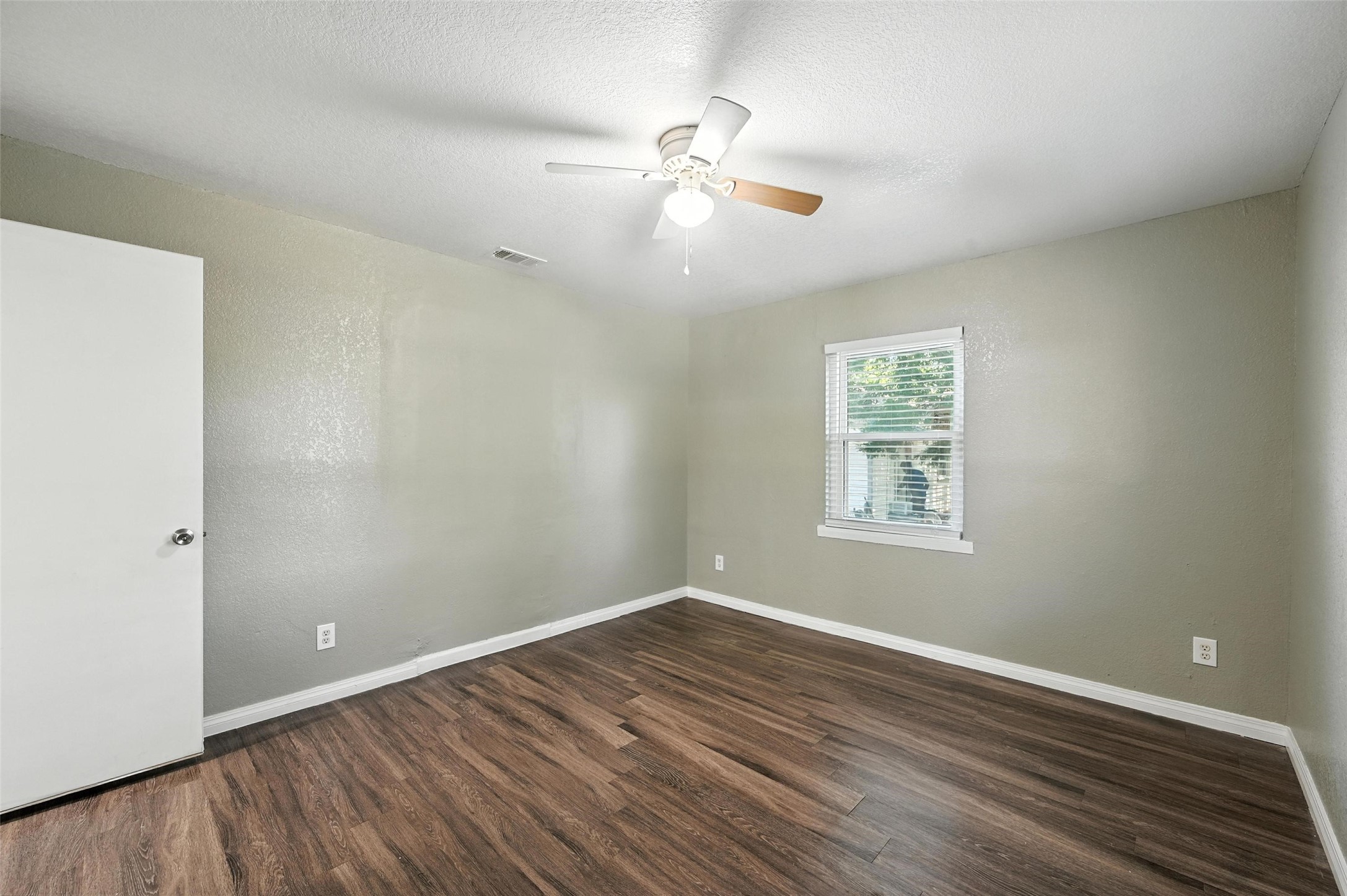 3465 Kellogg Avenue Dallas TX 75216