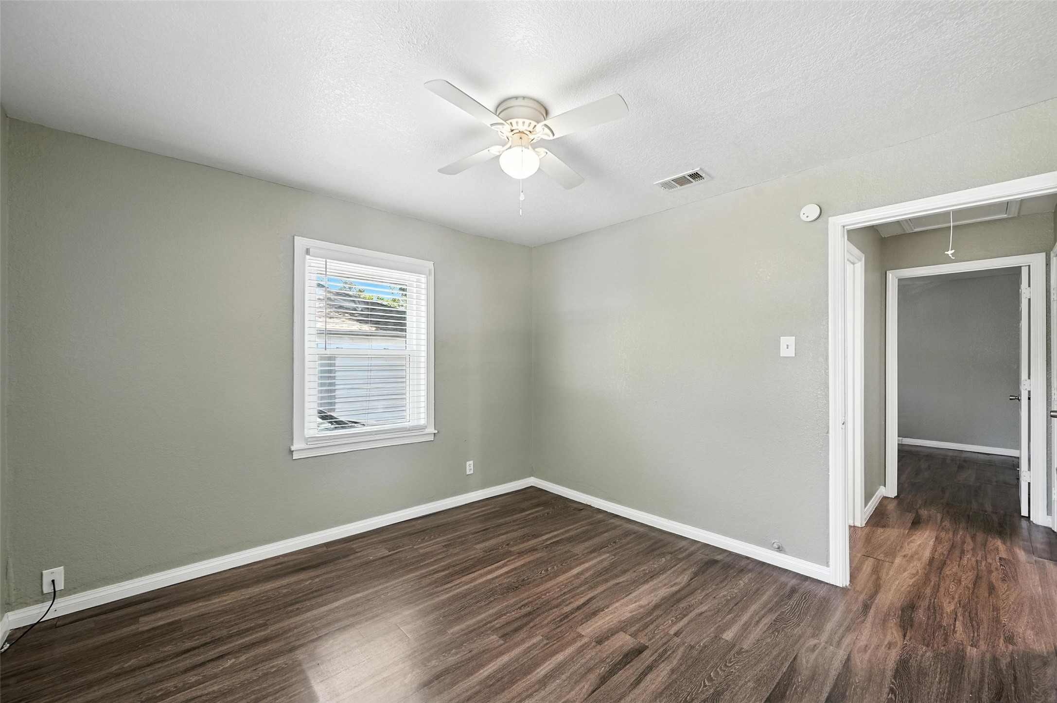 3465 Kellogg Avenue Dallas TX 75216