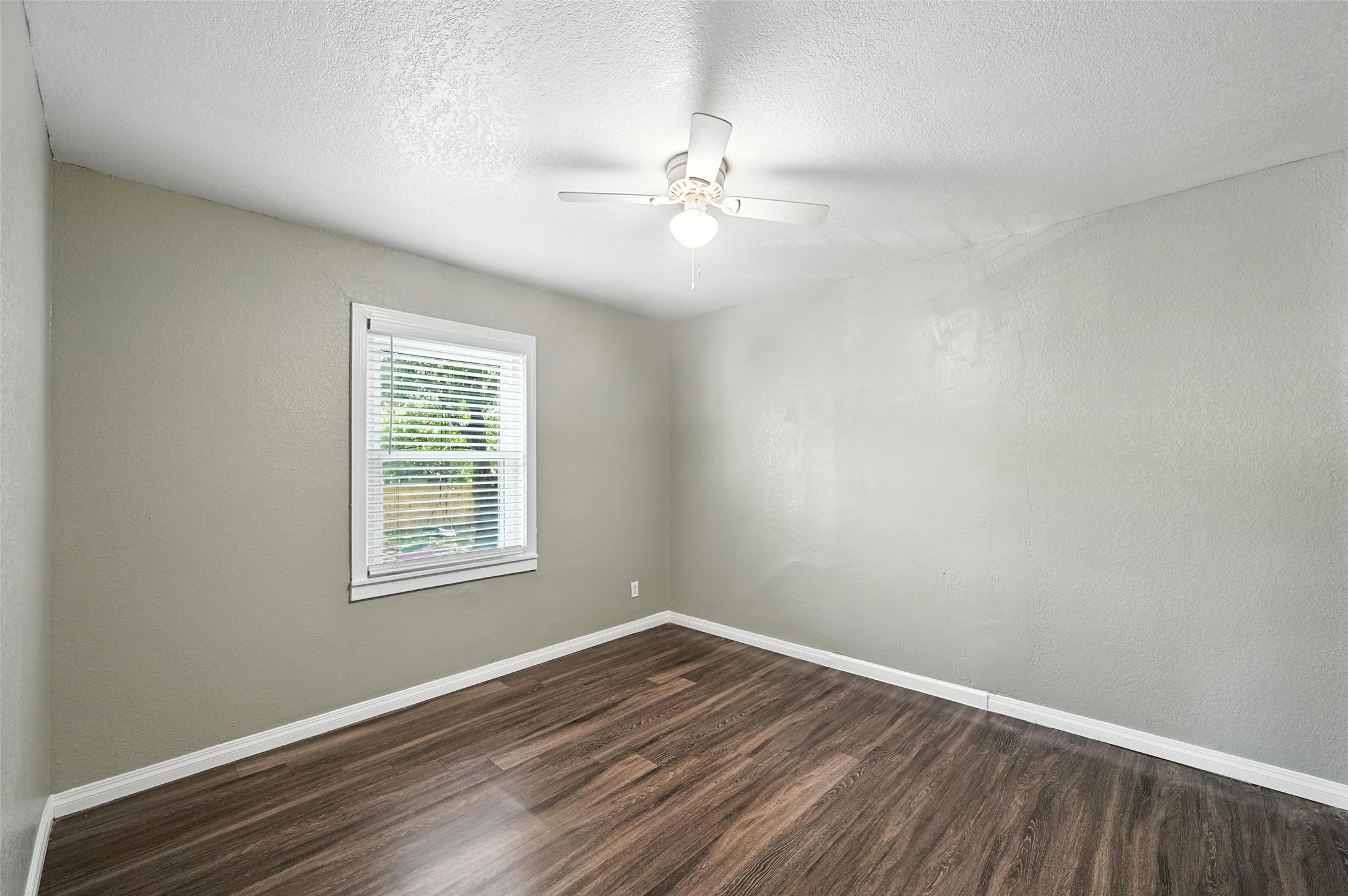 3465 Kellogg Avenue Dallas TX 75216