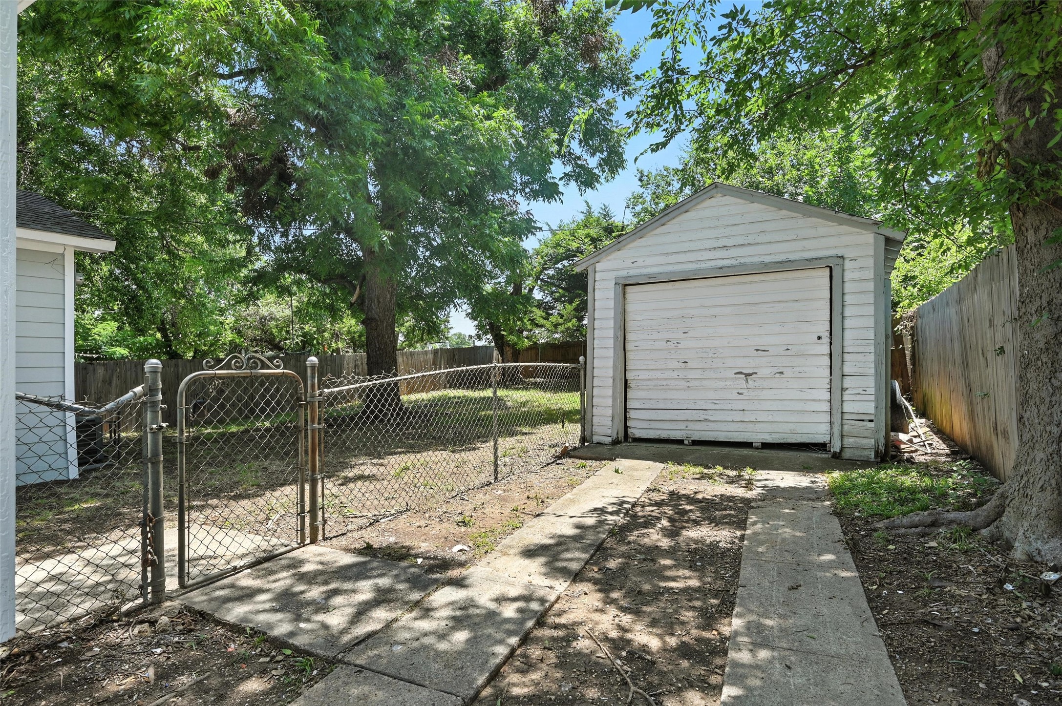 3465 Kellogg Avenue Dallas TX 75216