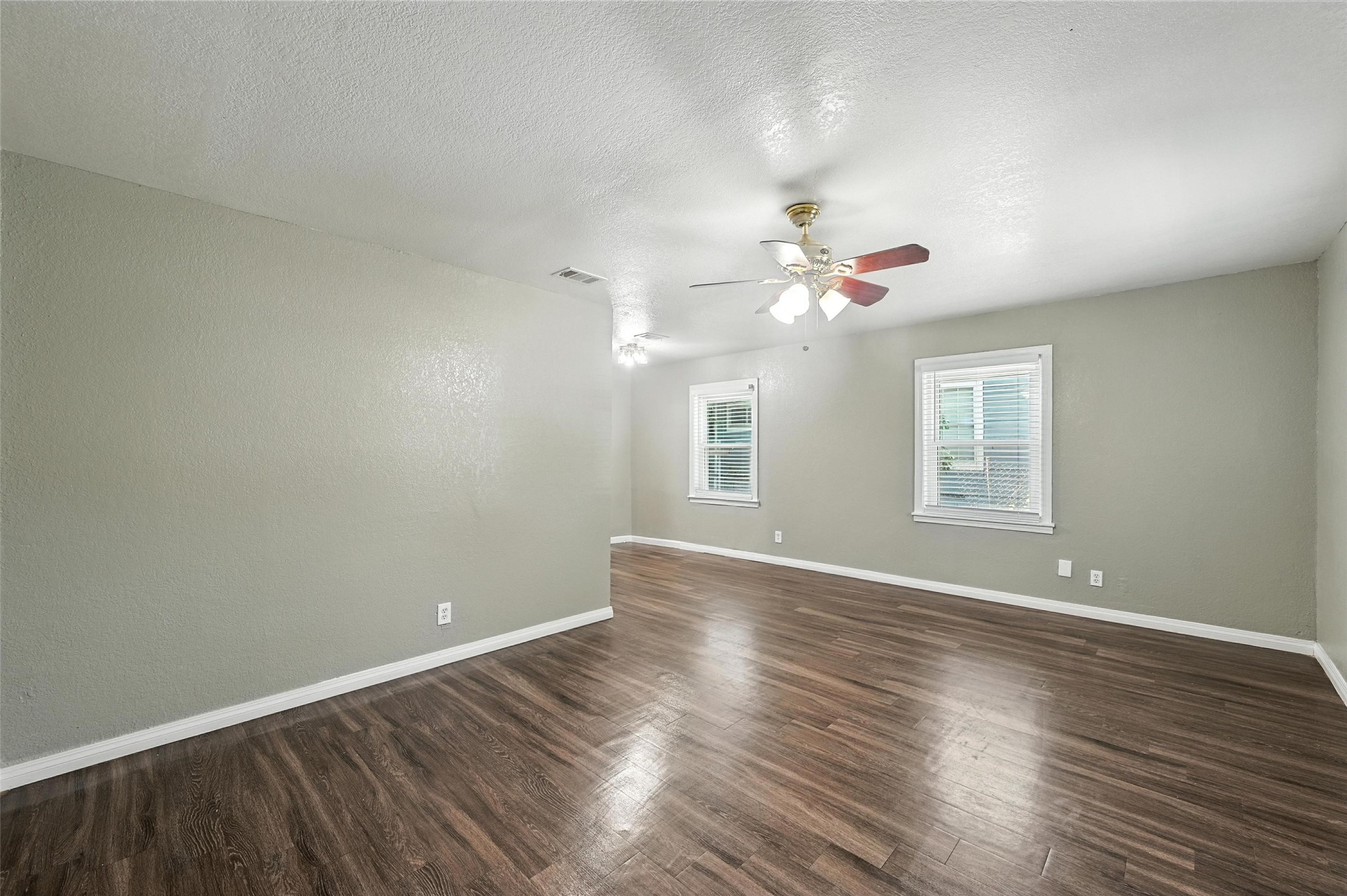 3465 Kellogg Avenue Dallas TX 75216