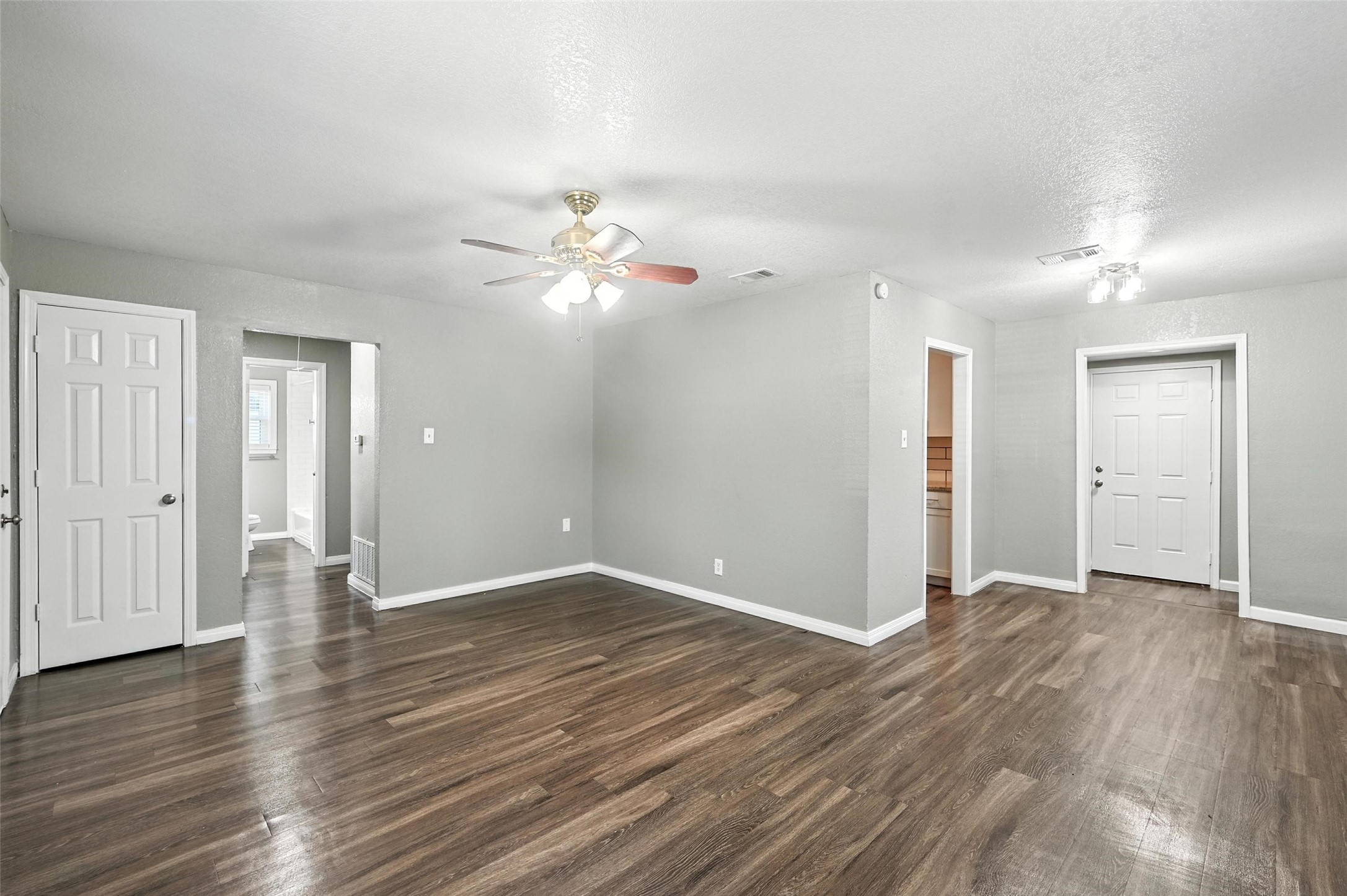 3465 Kellogg Avenue Dallas TX 75216