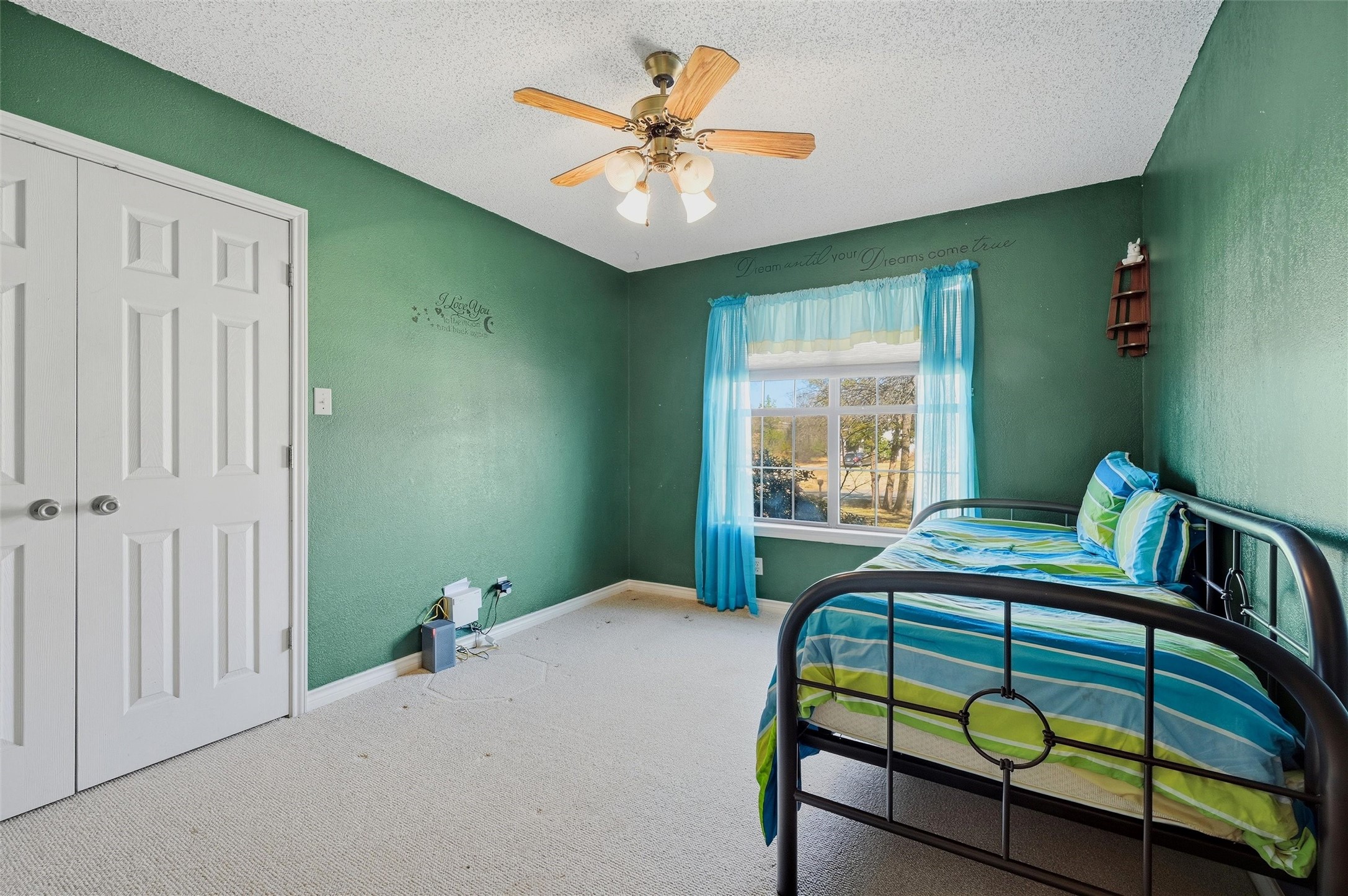 716 Kiowa Drive E Lake Kiowa TX 76240