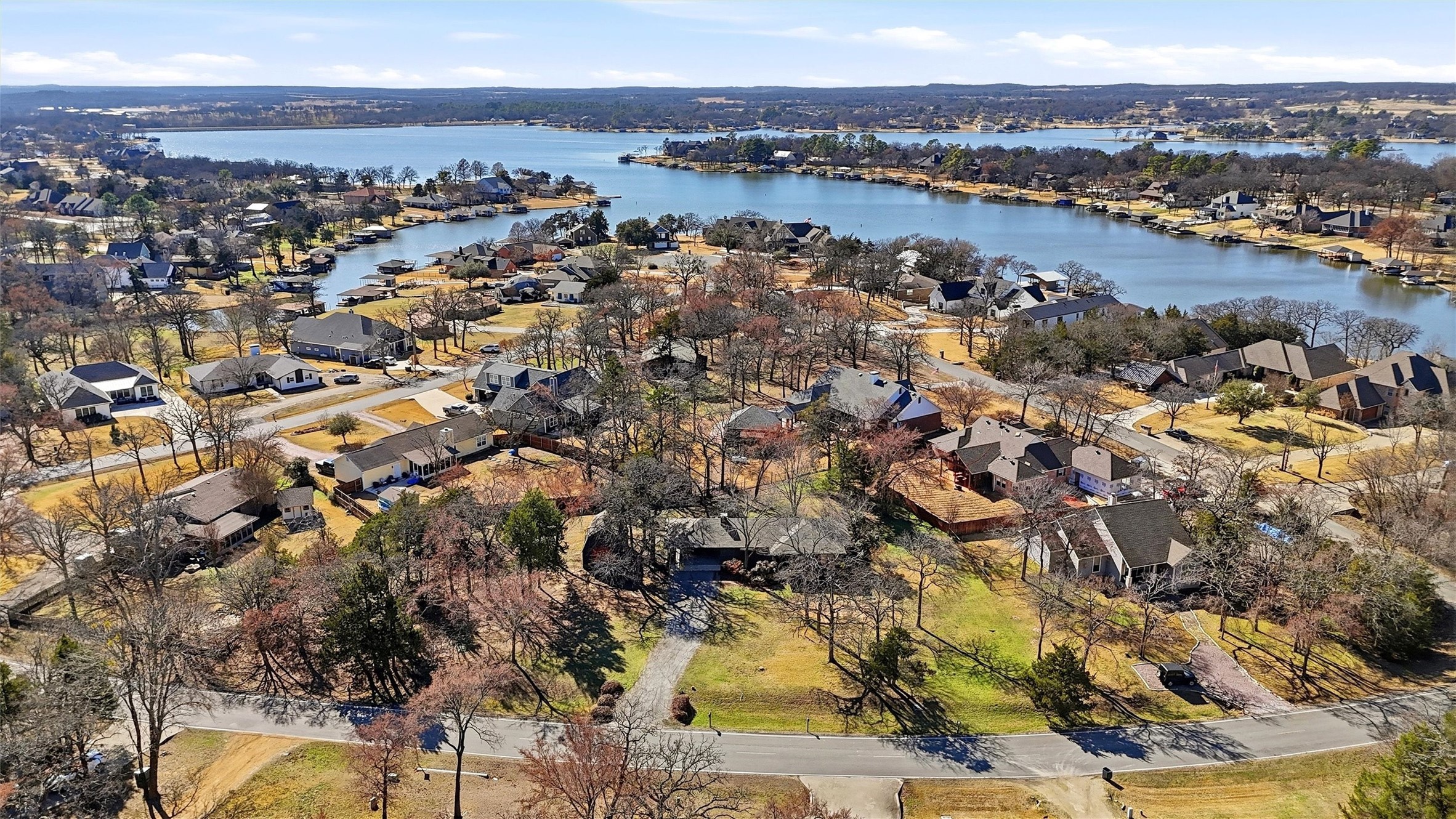 716 Kiowa Drive E Lake Kiowa TX 76240