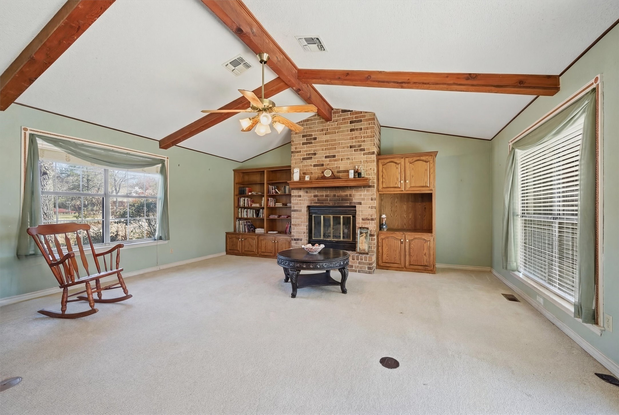 716 Kiowa Drive E Lake Kiowa TX 76240