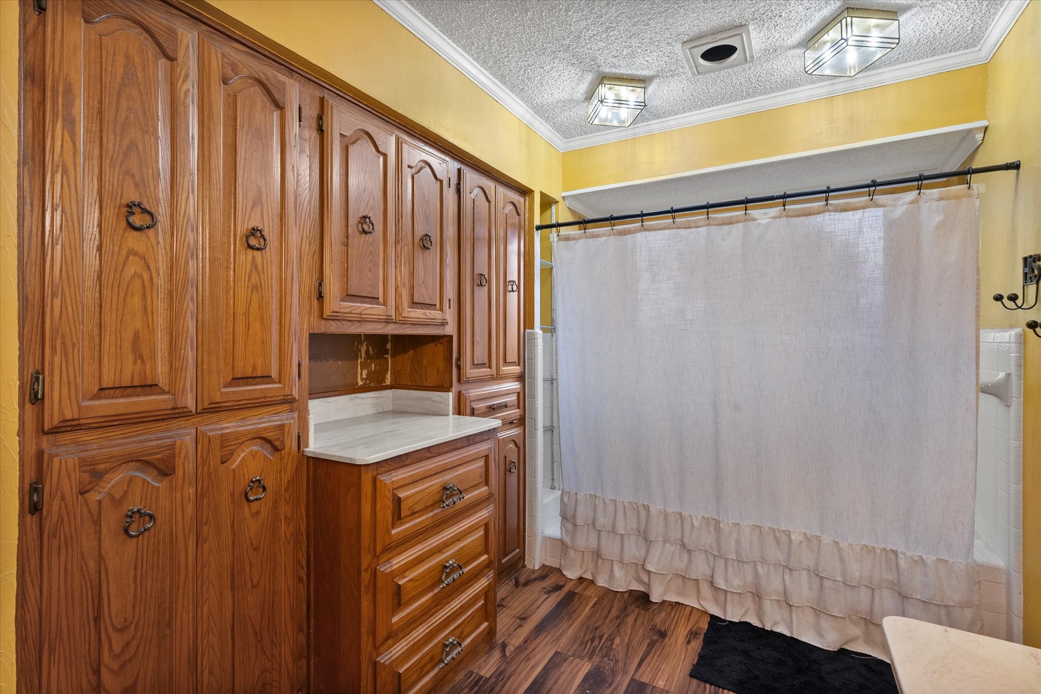9926 NW County Road 1390 Blooming Grove TX 76626