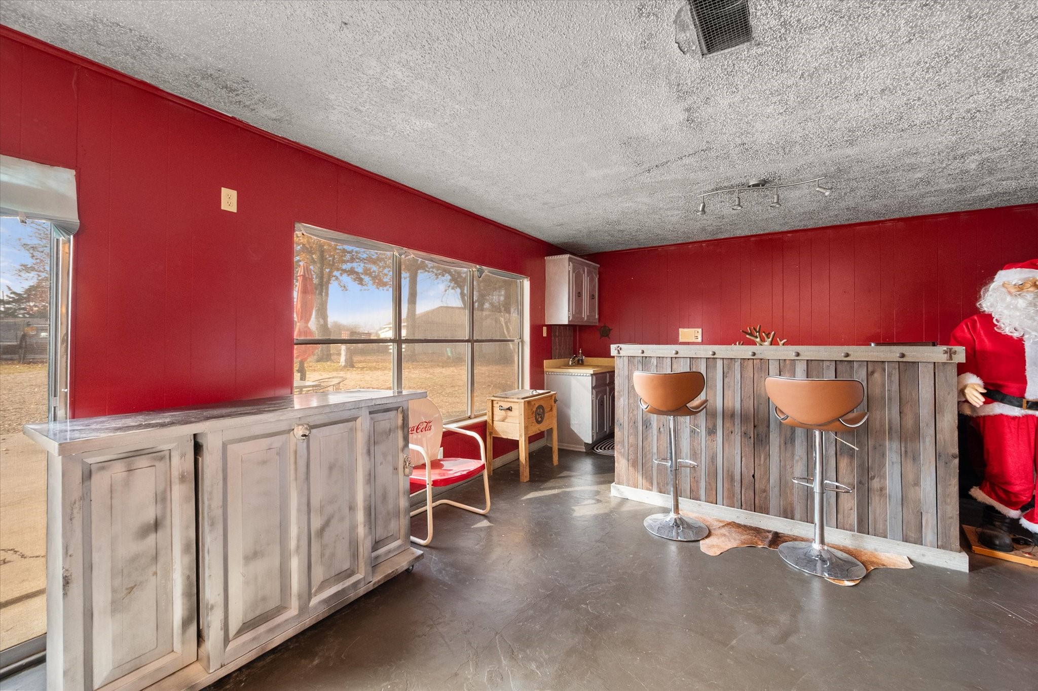 9926 NW County Road 1390 Blooming Grove TX 76626