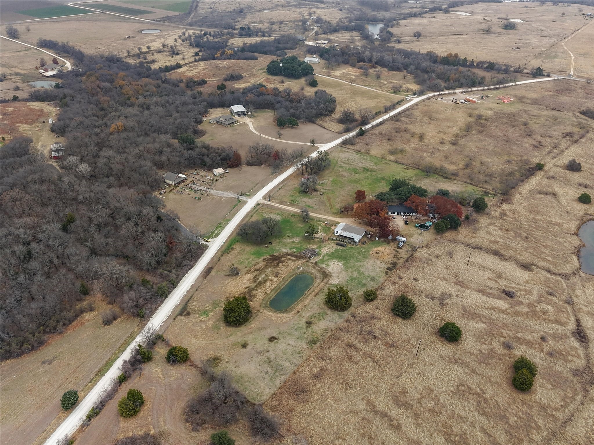 9926 NW County Road 1390 Blooming Grove TX 76626