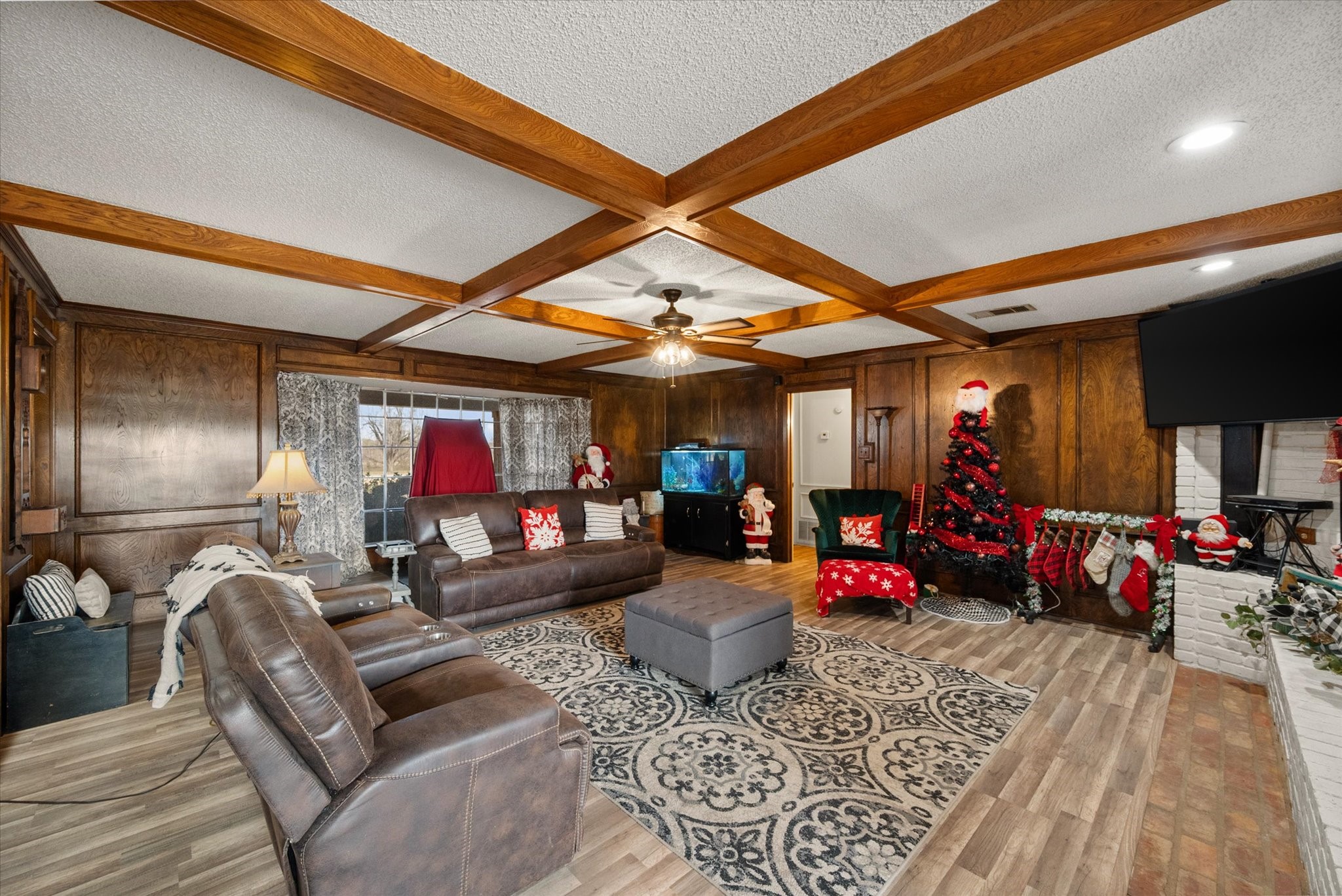 9926 NW County Road 1390 Blooming Grove TX 76626
