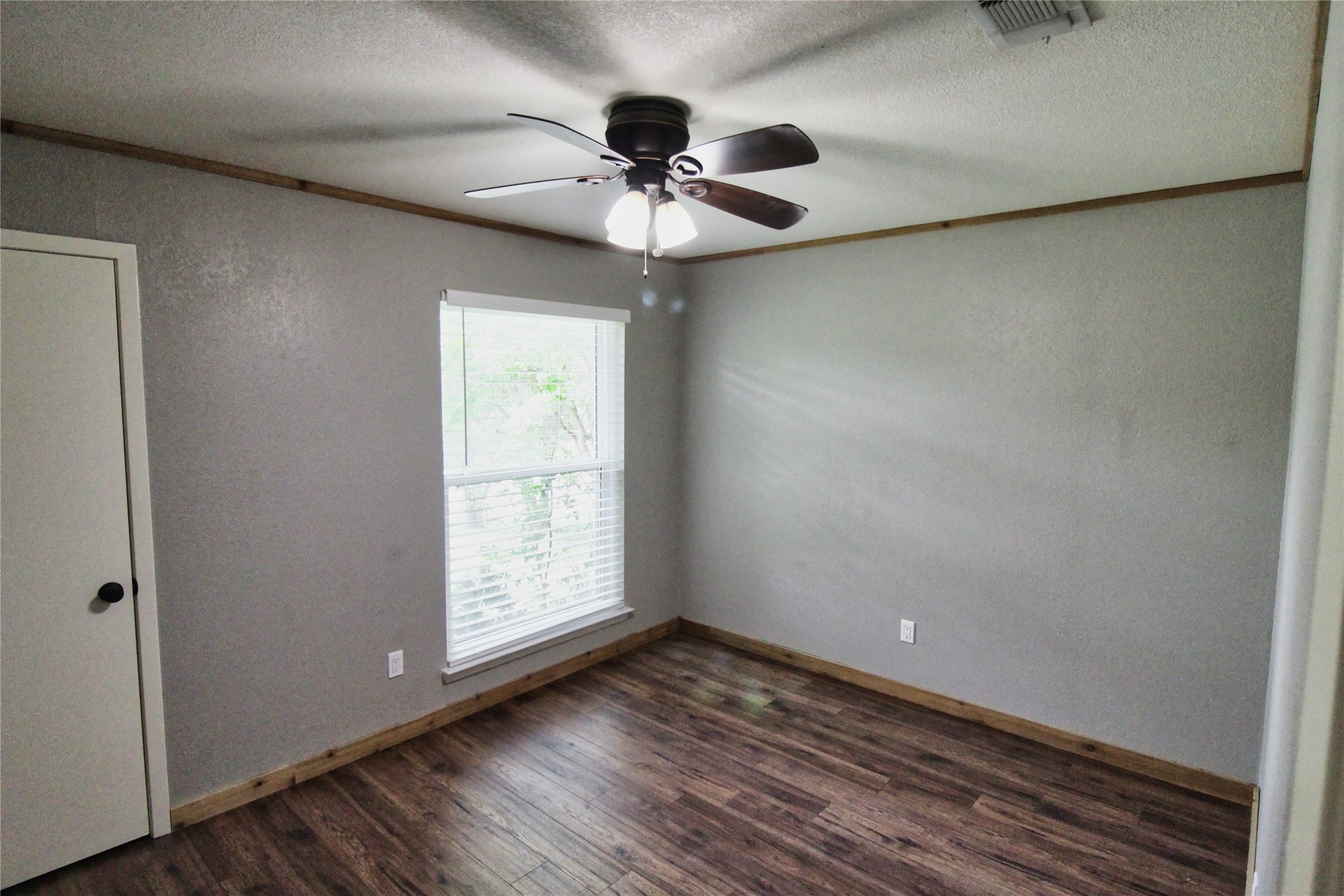 1214 Vivienne Street Weatherford TX 76086