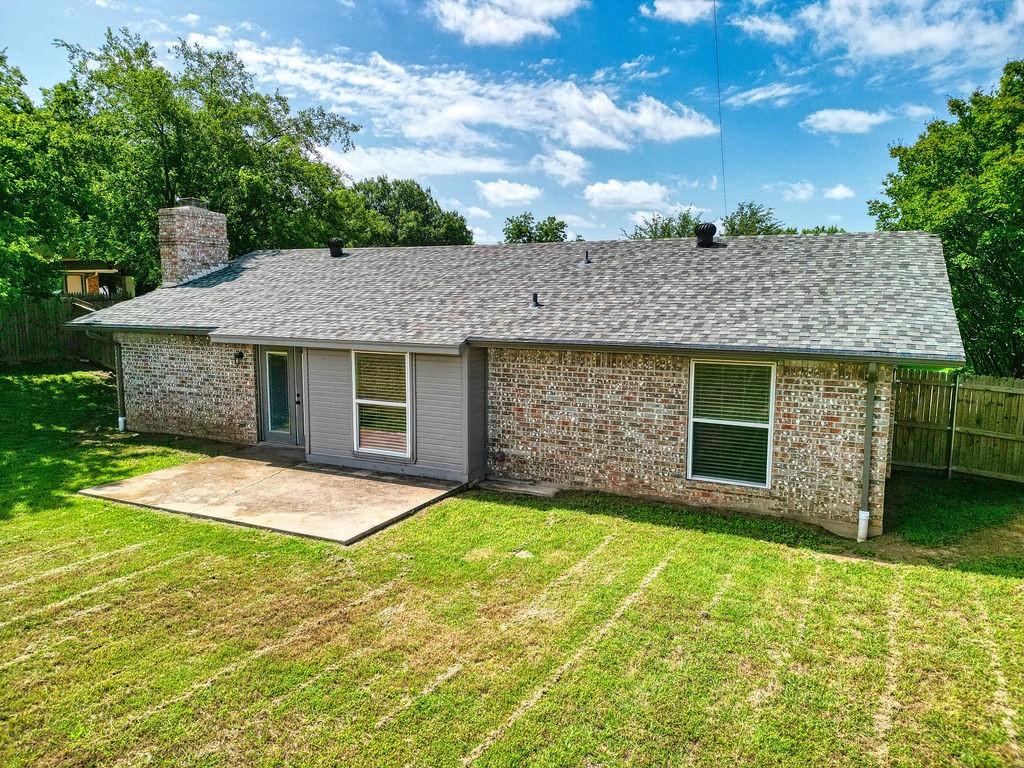 1214 Vivienne Street Weatherford TX 76086