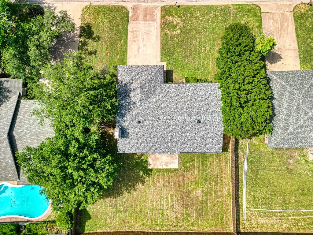 1214 Vivienne Street Weatherford TX 76086