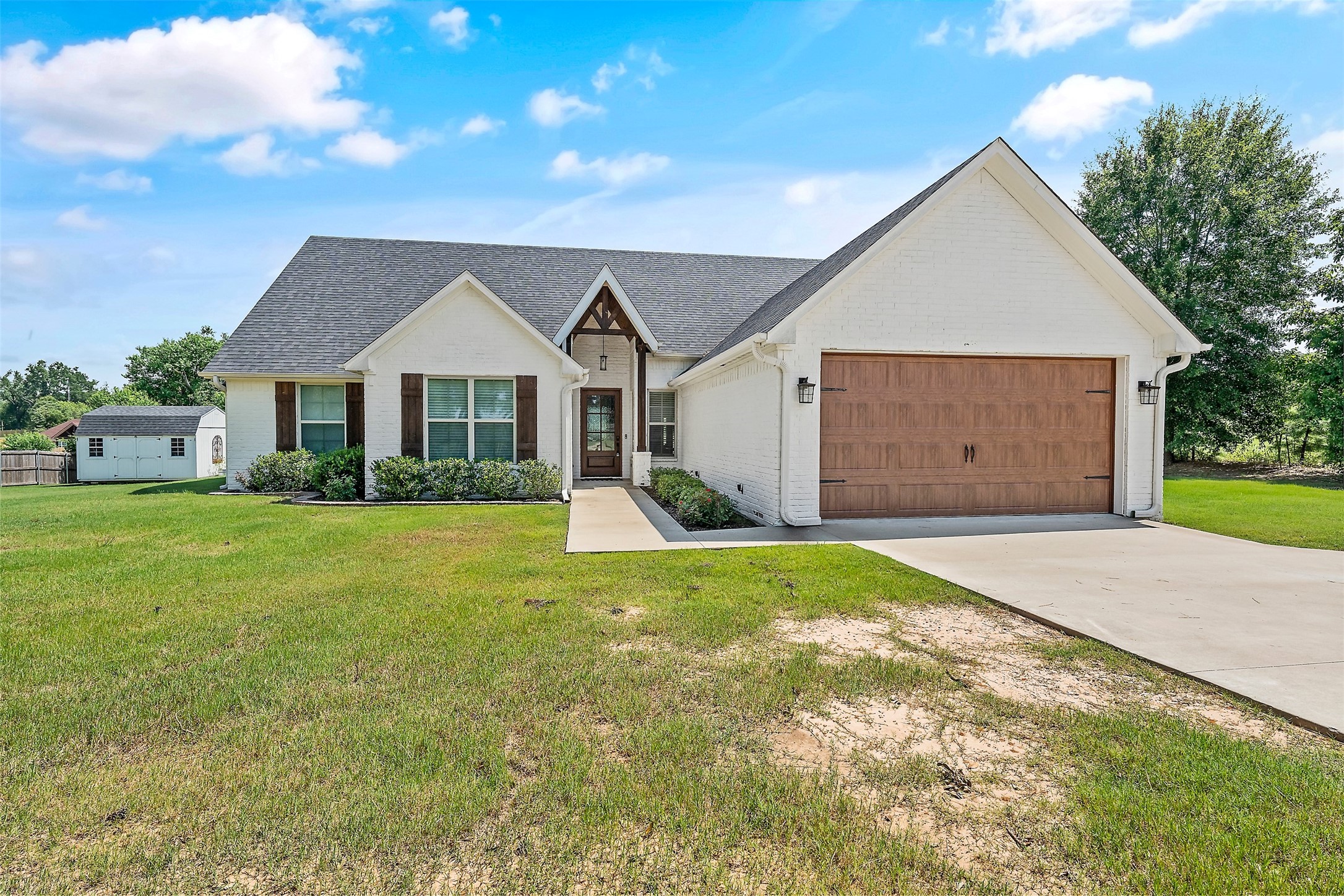 15597 County Road 1261 Flint TX 75762