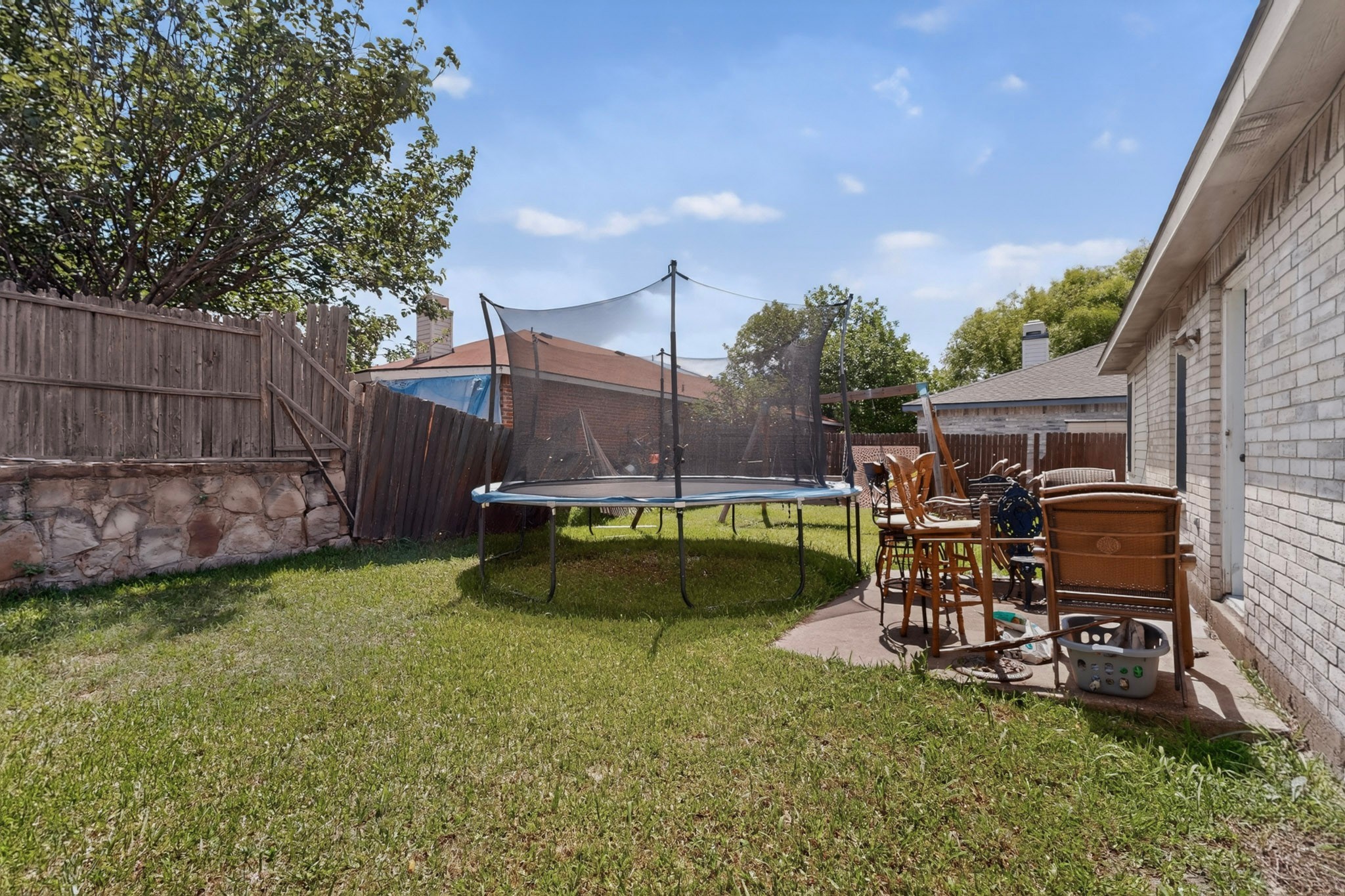 212 Crystalwood Drive Mesquite TX 75149