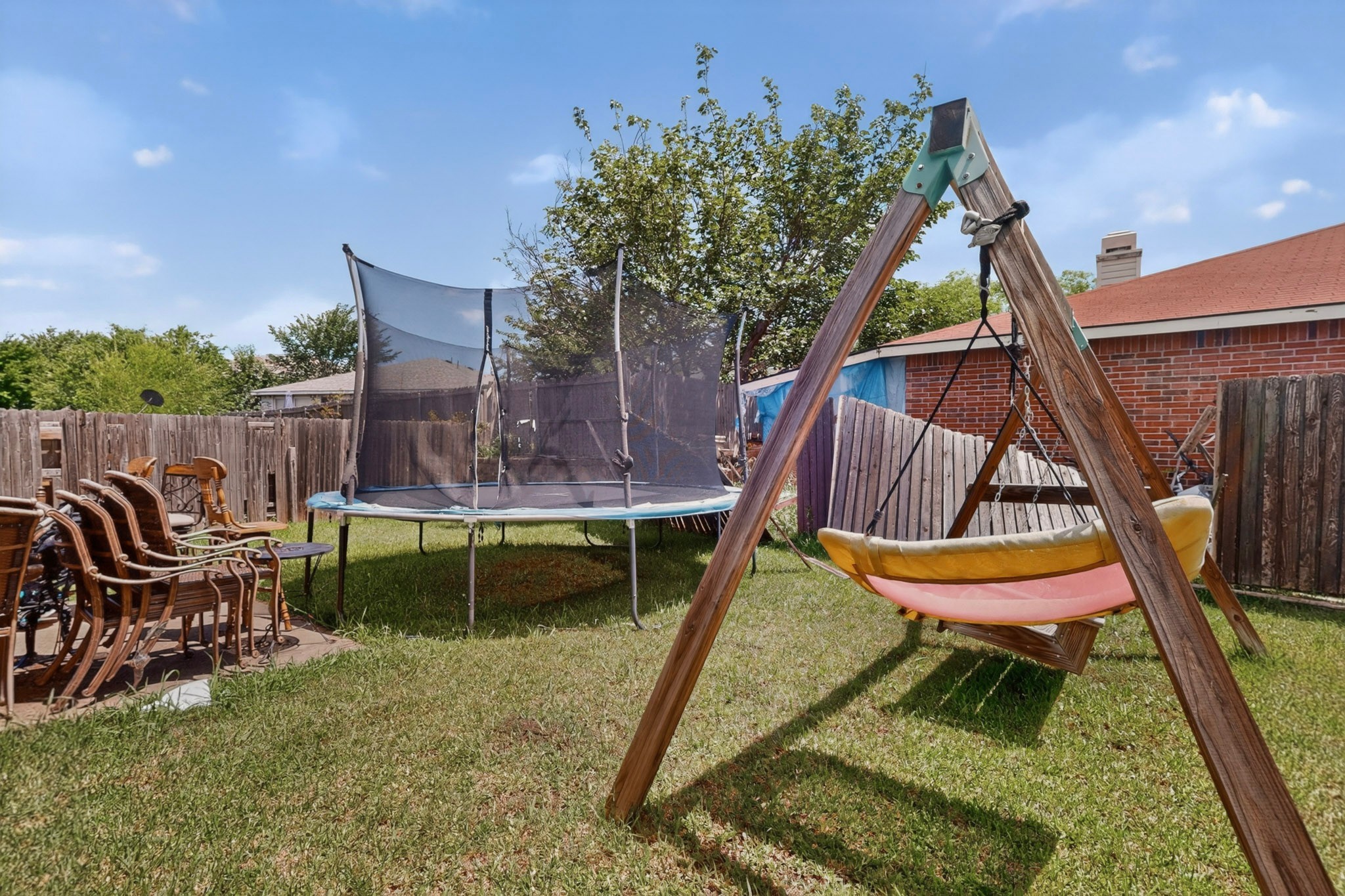 212 Crystalwood Drive Mesquite TX 75149