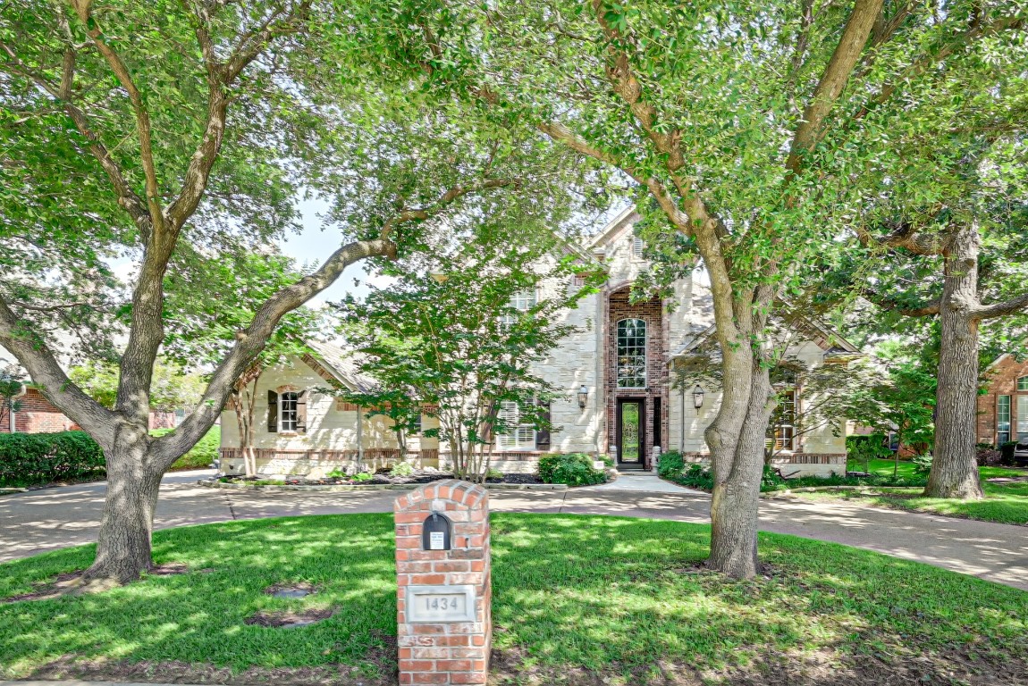 1434 Southern Hills Drive Mansfield TX 76063