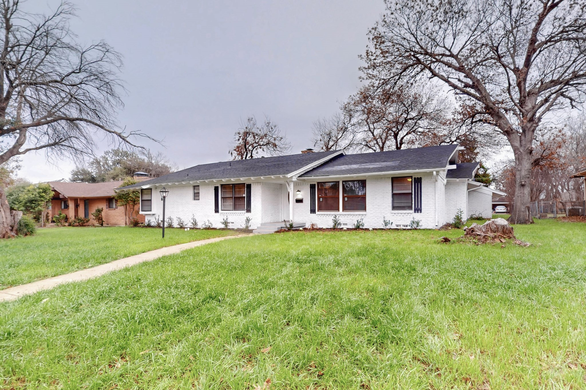 2207 Trinidad Drive Dallas TX 75232