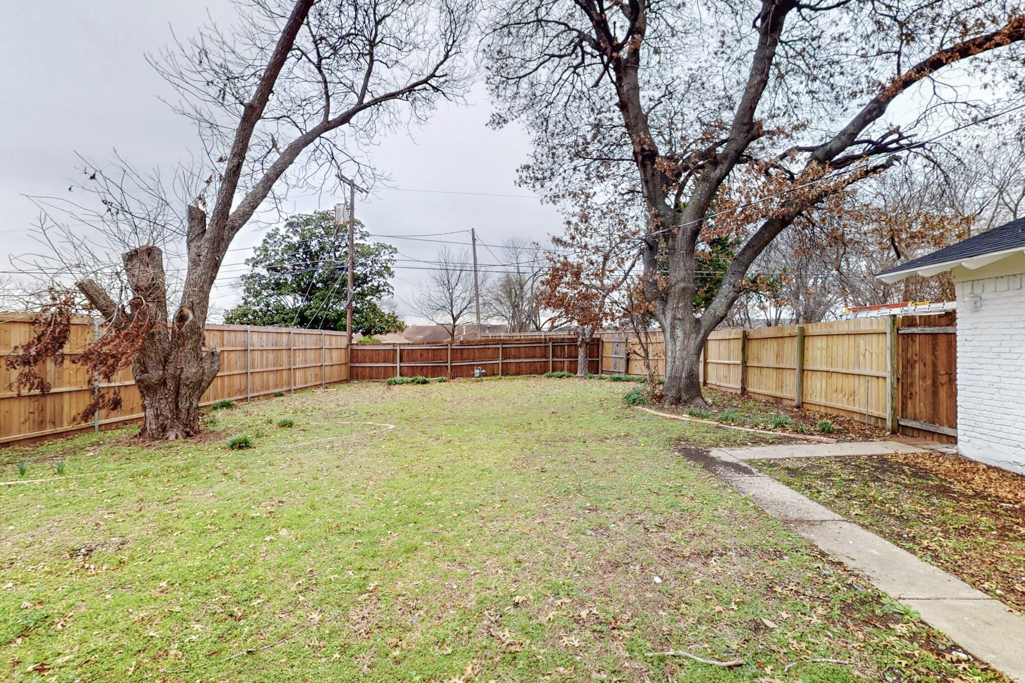 2207 Trinidad Drive Dallas TX 75232