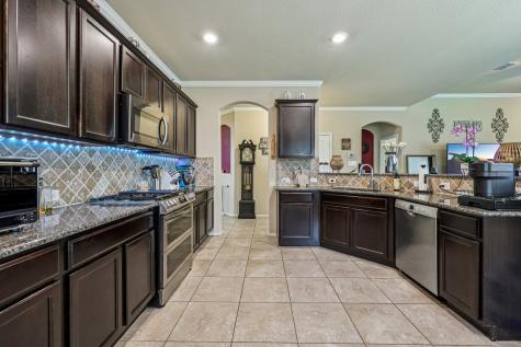 1332 Foxglove Lane Burleson TX 76028