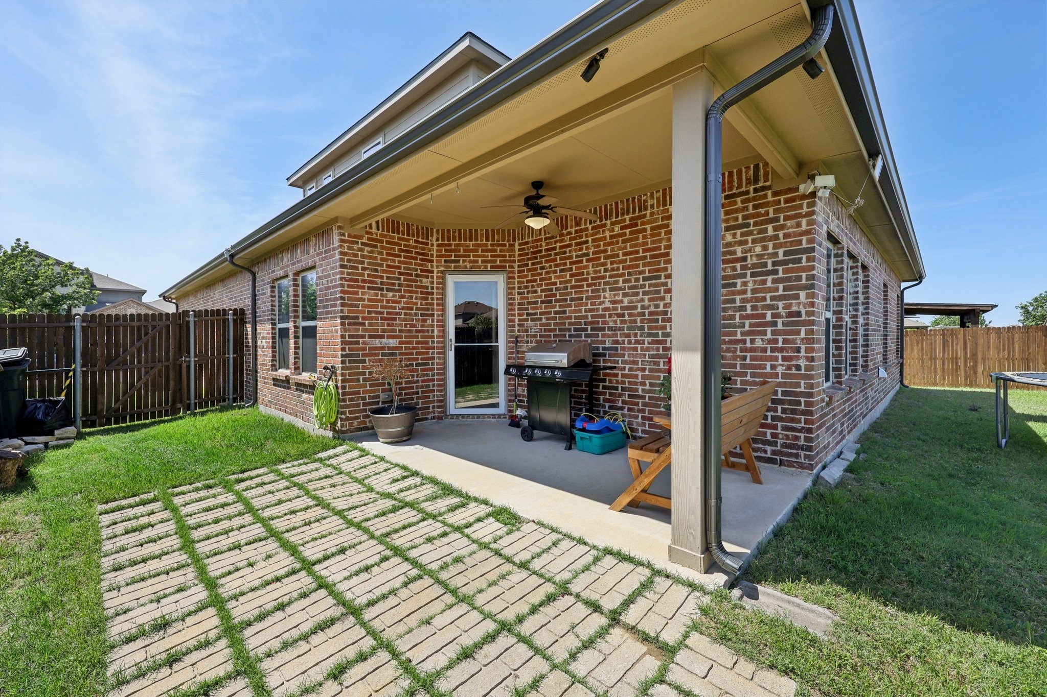 1332 Foxglove Lane Burleson TX 76028
