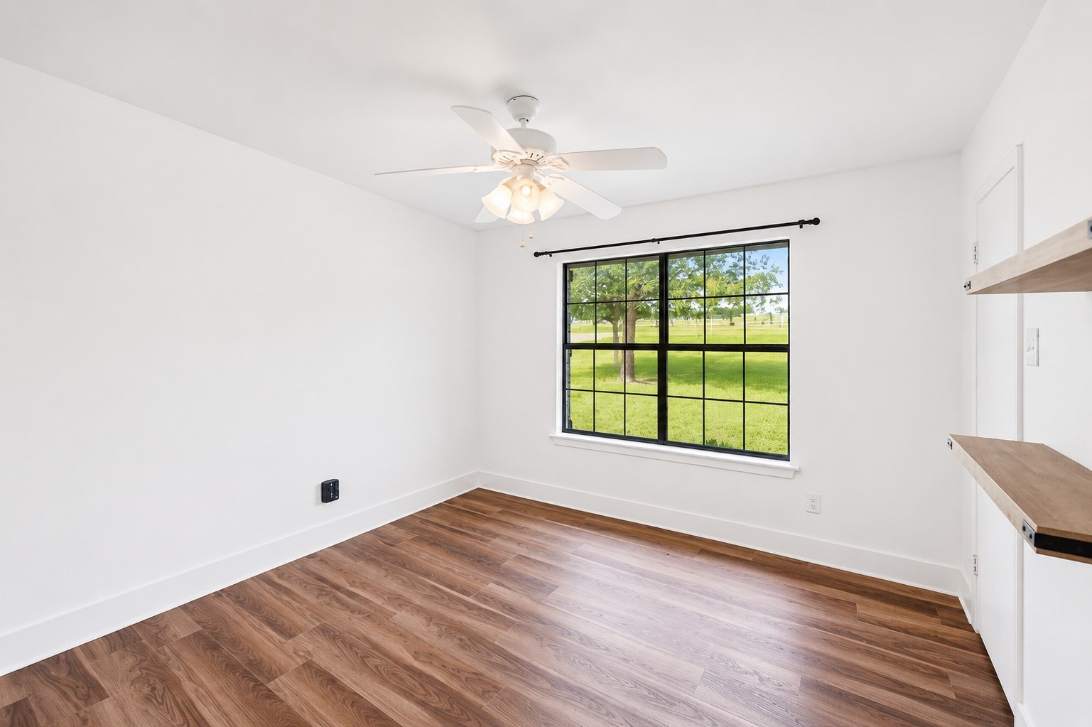 2207 Southwinds Drive Lorena TX 76655