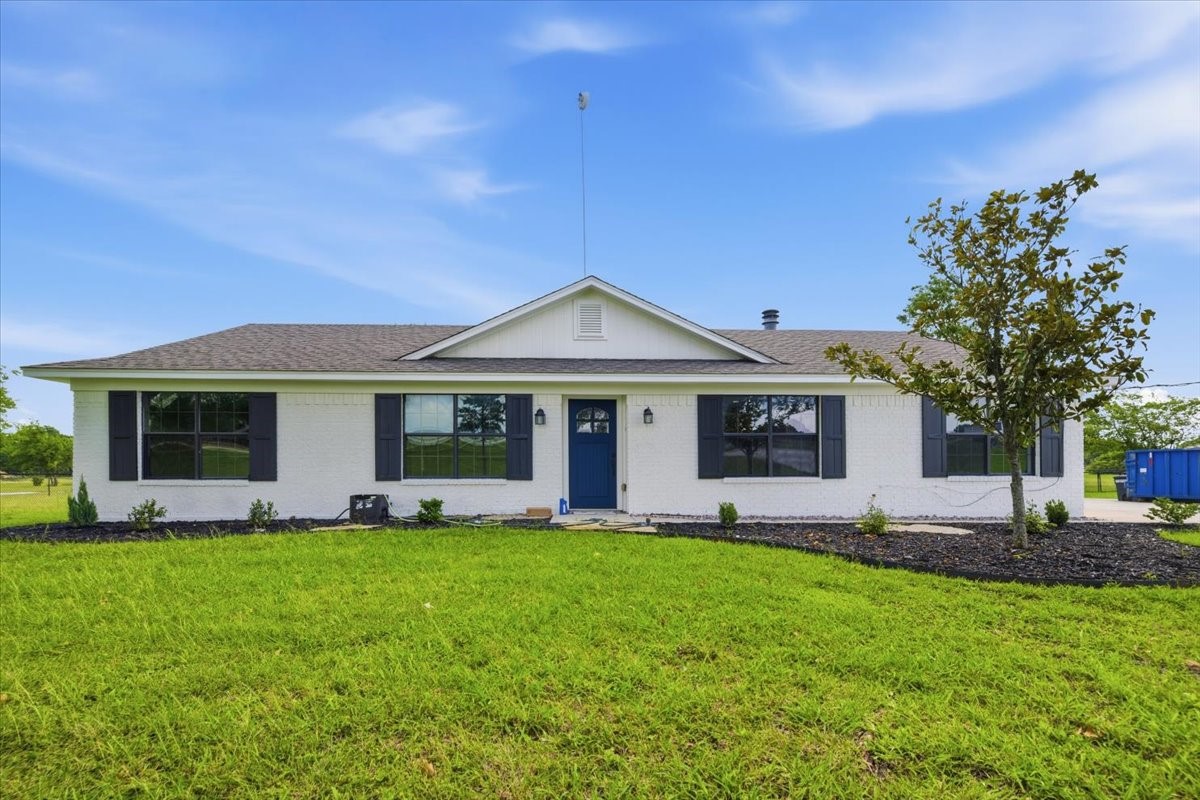 2207 Southwinds Drive Lorena TX 76655