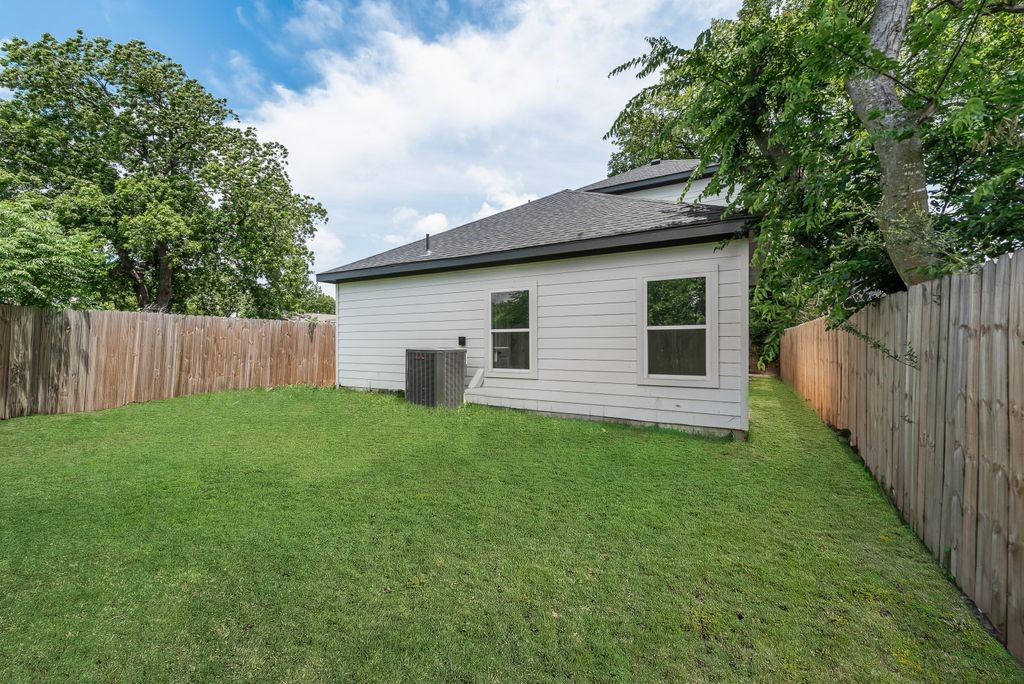 808 S Frances Street Terrell TX 75160