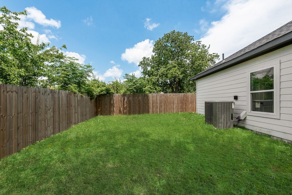 808 S Frances Street Terrell TX 75160