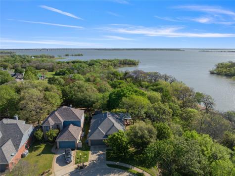 907 Vista Oaks Court Lake Dallas TX 75065
