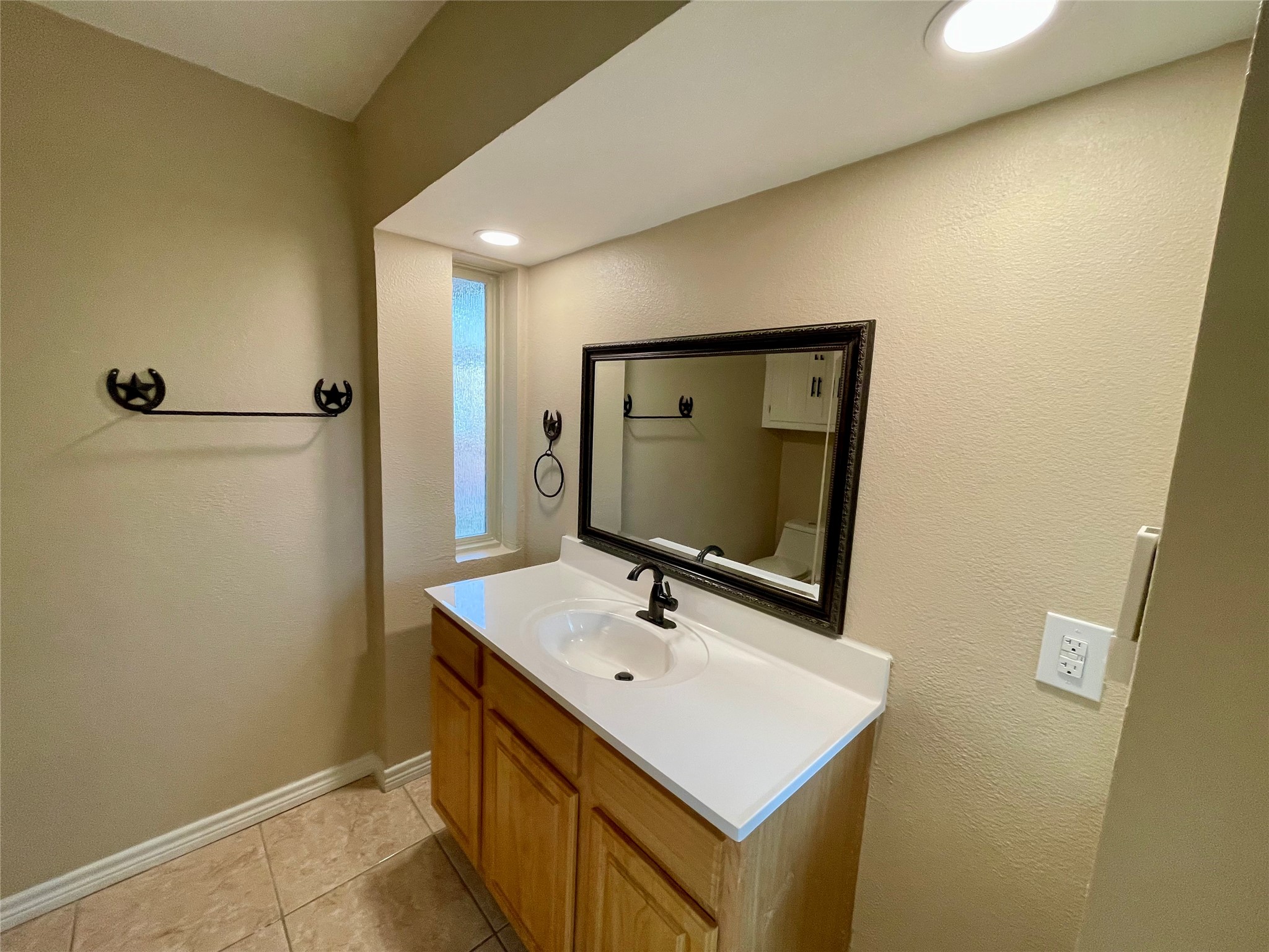 521 Sharp Drive Desoto TX 75115